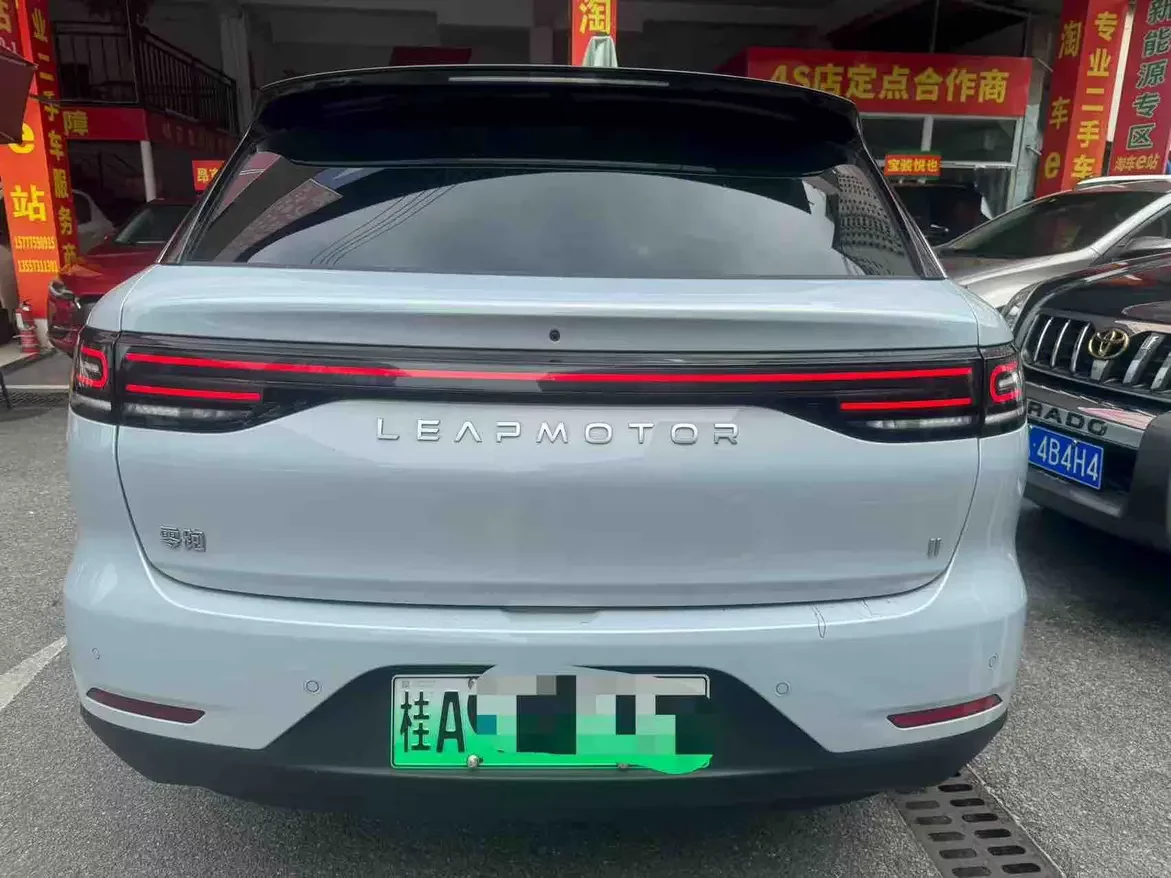 Leapmotor C11