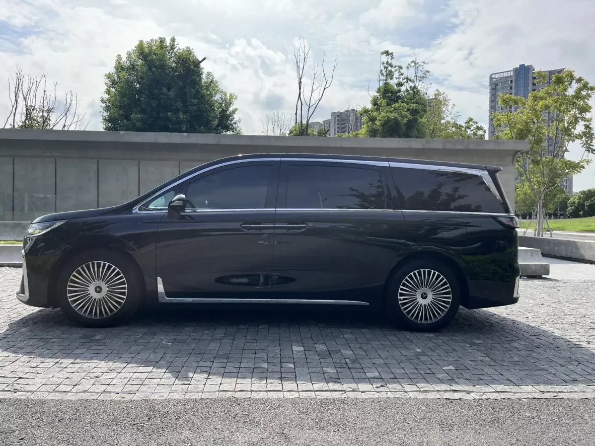 Voyah Lantu Dreamer PHEV