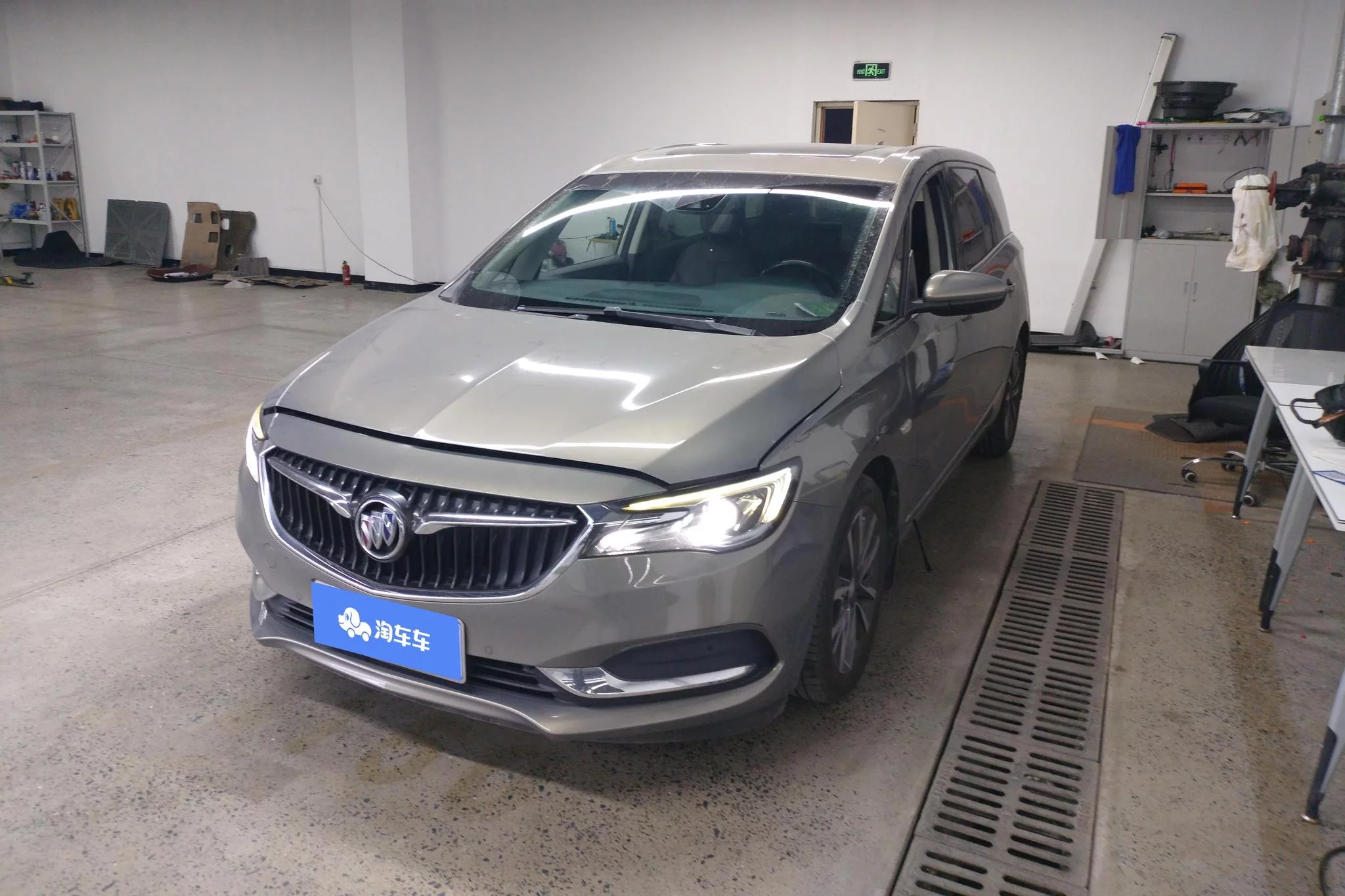 Buick GL6
