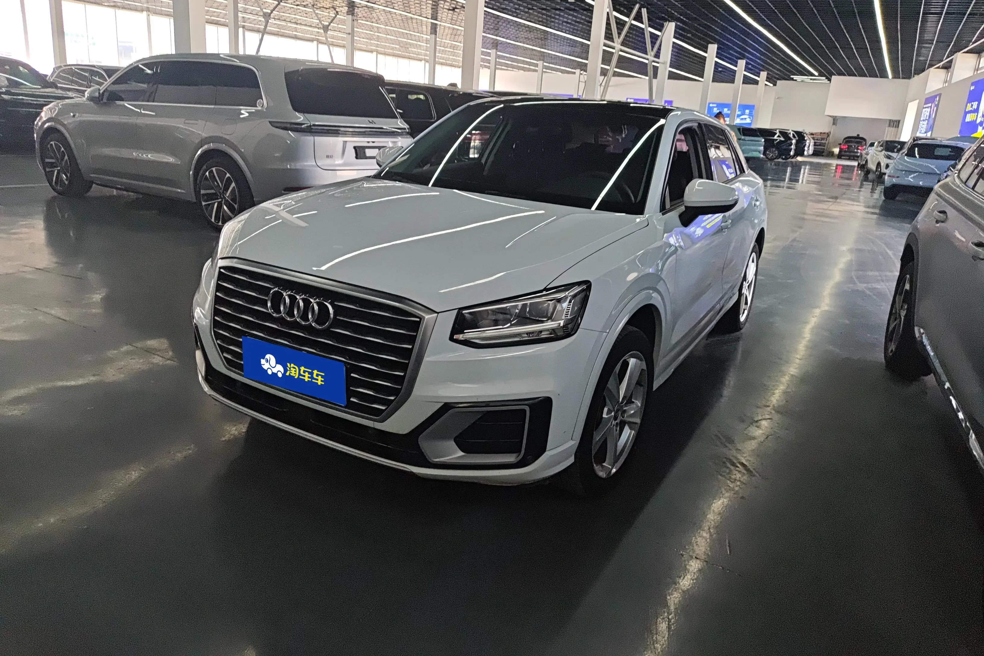 Audi Q2L
