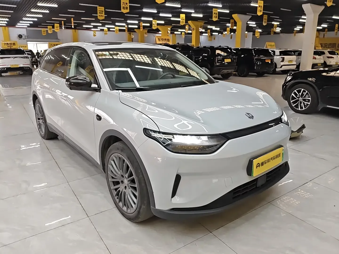 Leapmotor C11