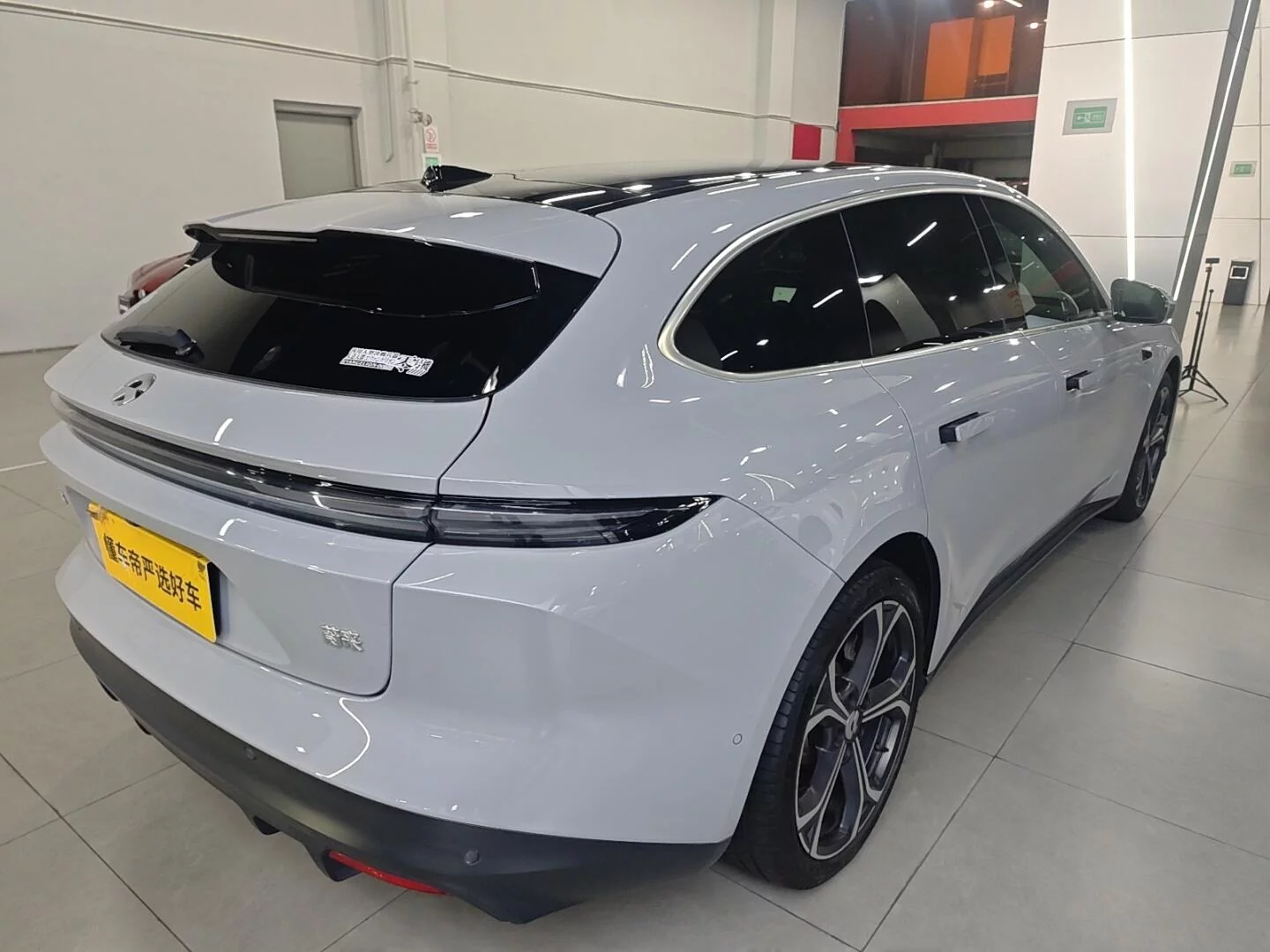 NIO ET5T