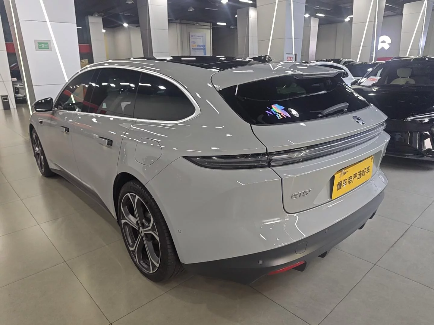 NIO ET5T