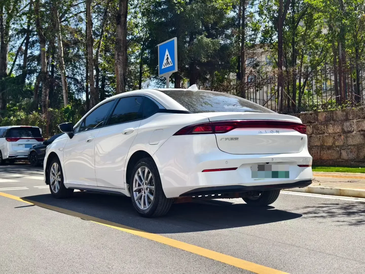 GAC AION S