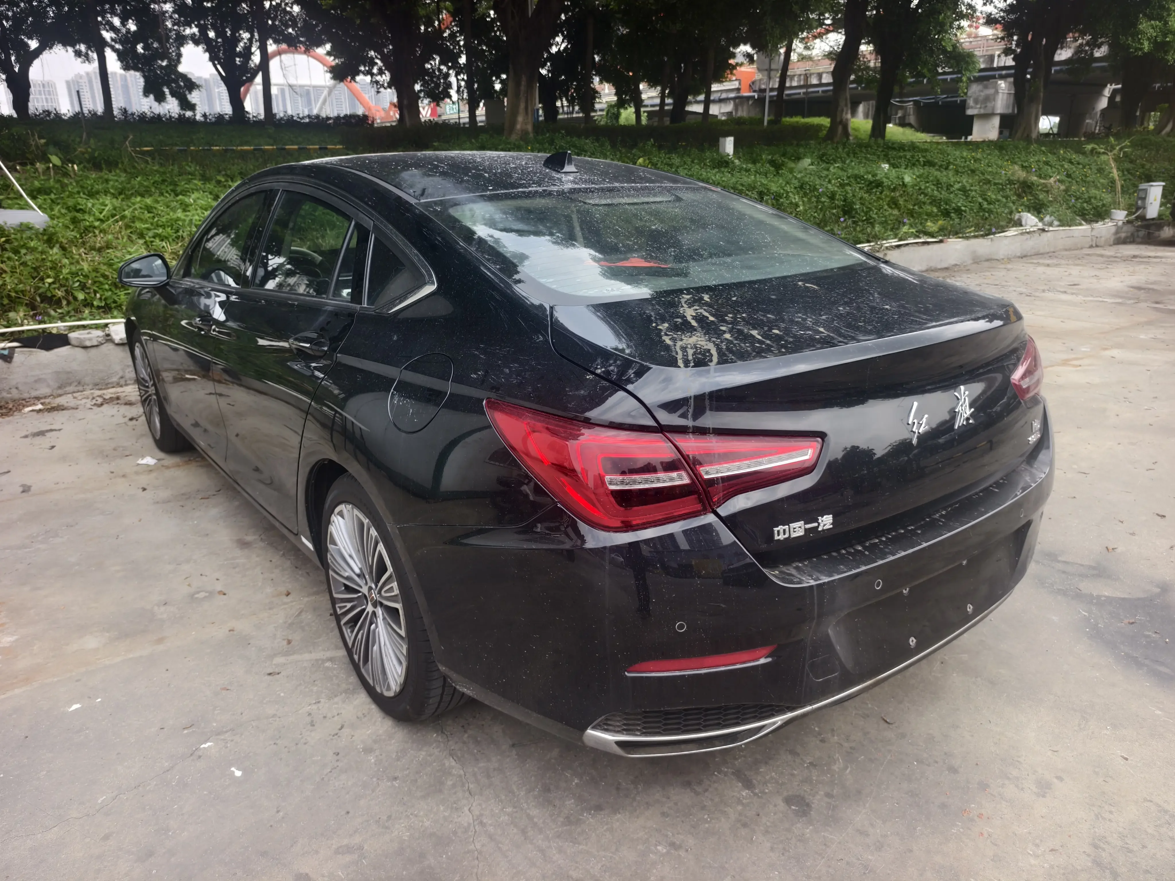 Hongqi H5 classic
