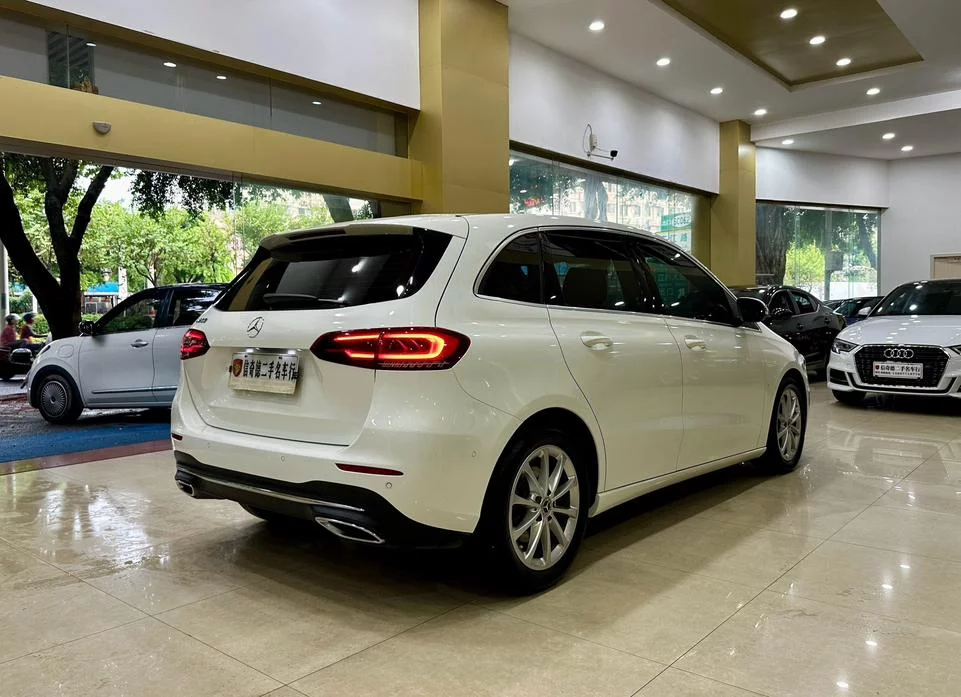 Mercedes-Benz B Class