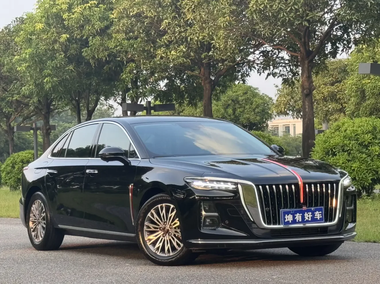 Hongqi H5