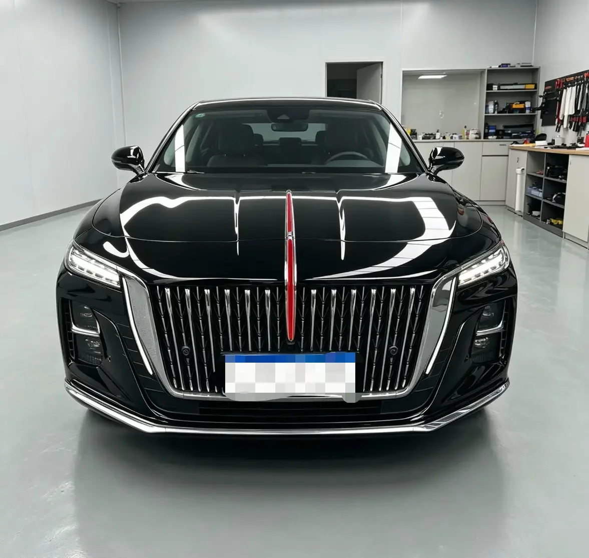 Hongqi H5