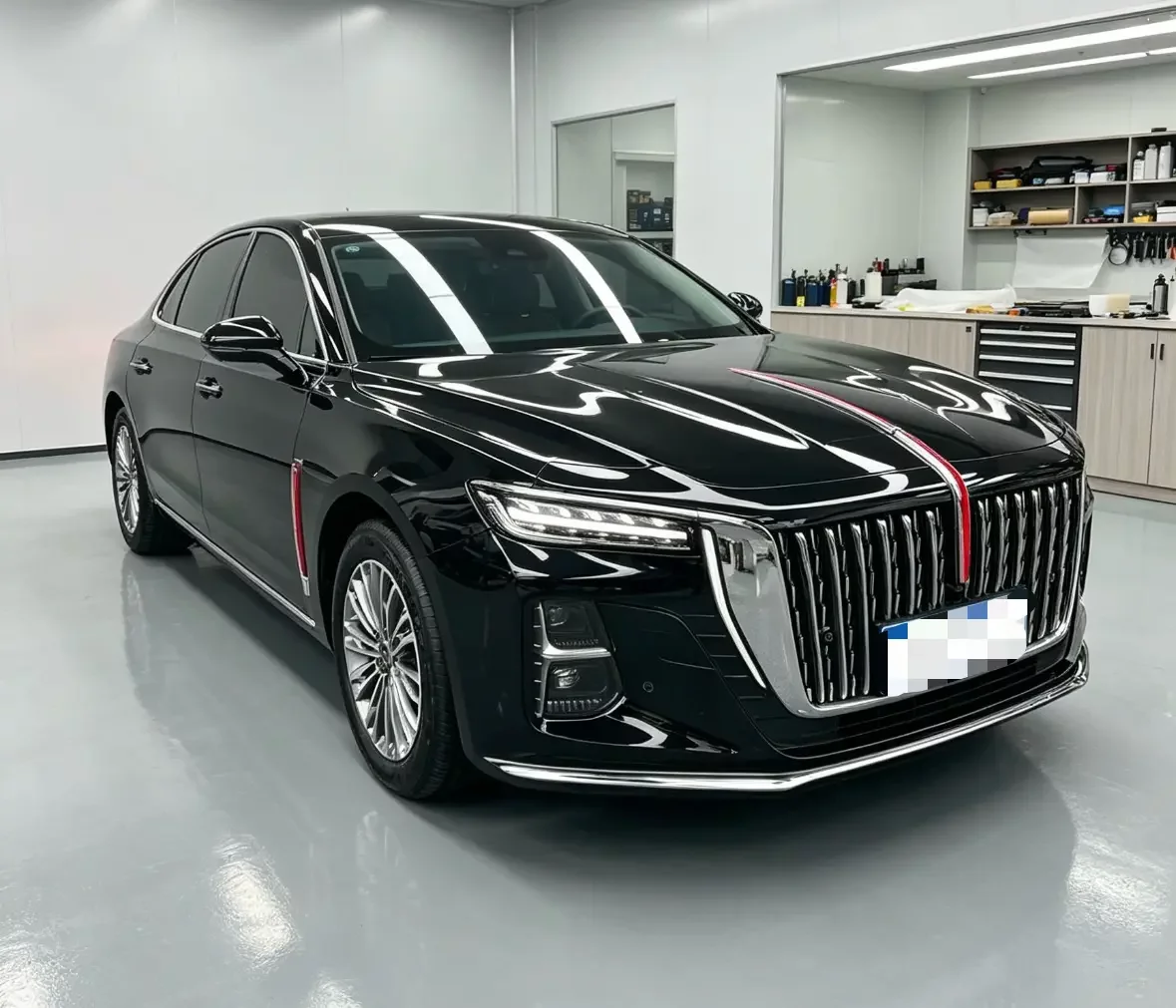 Hongqi H5