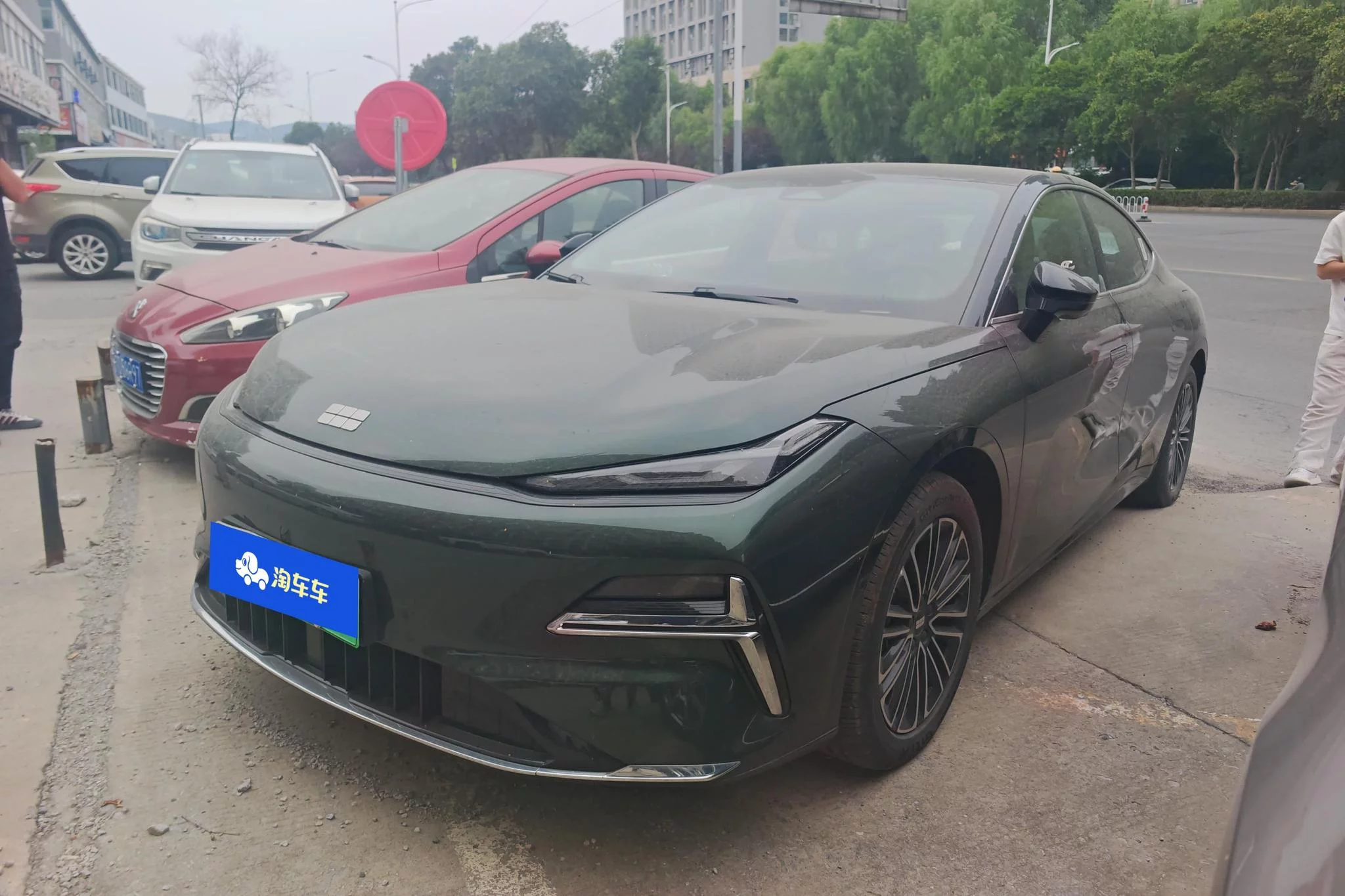 Geely Galaxy Star 8 PHEV