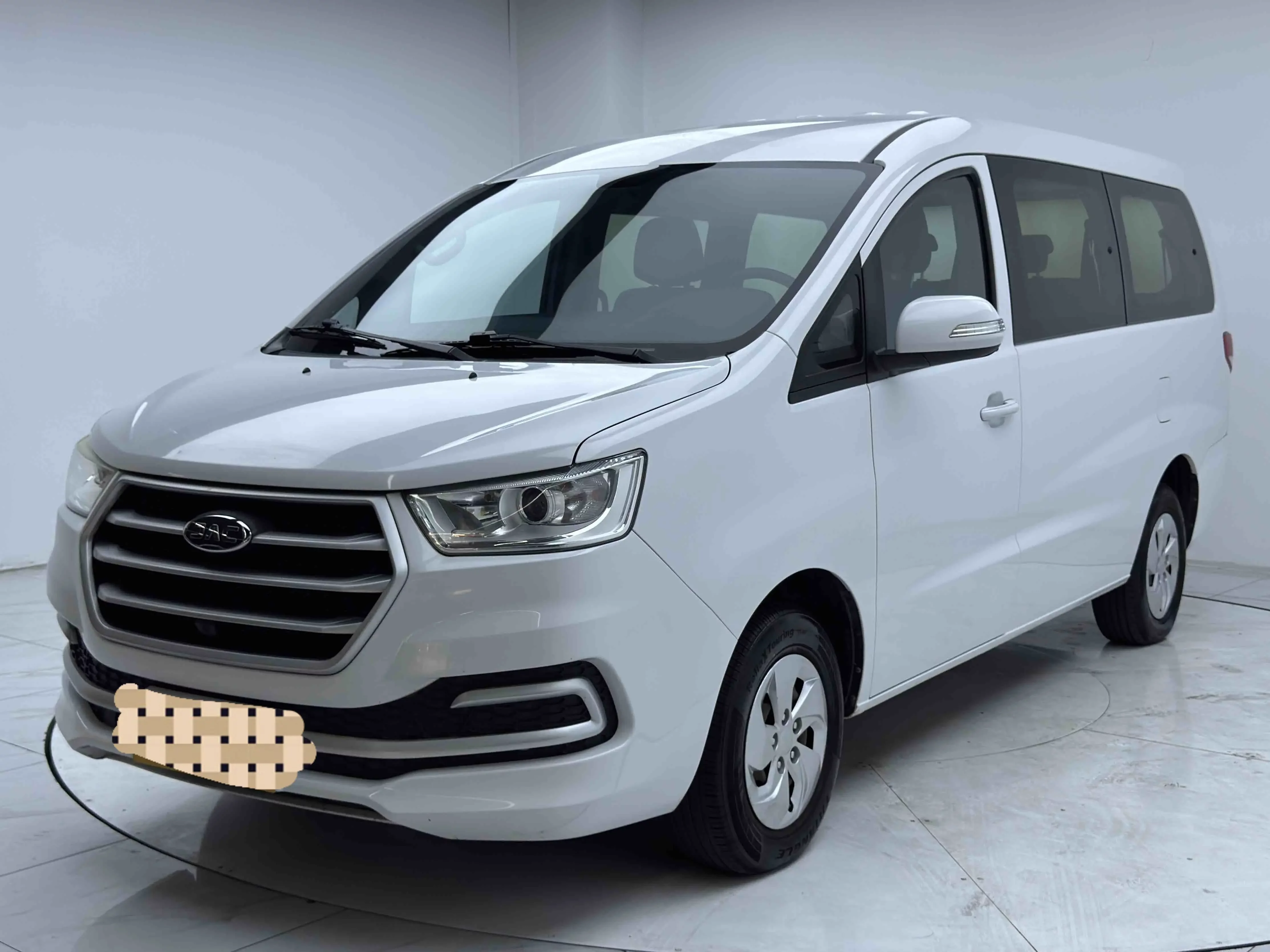 JAC Ruifeng M4