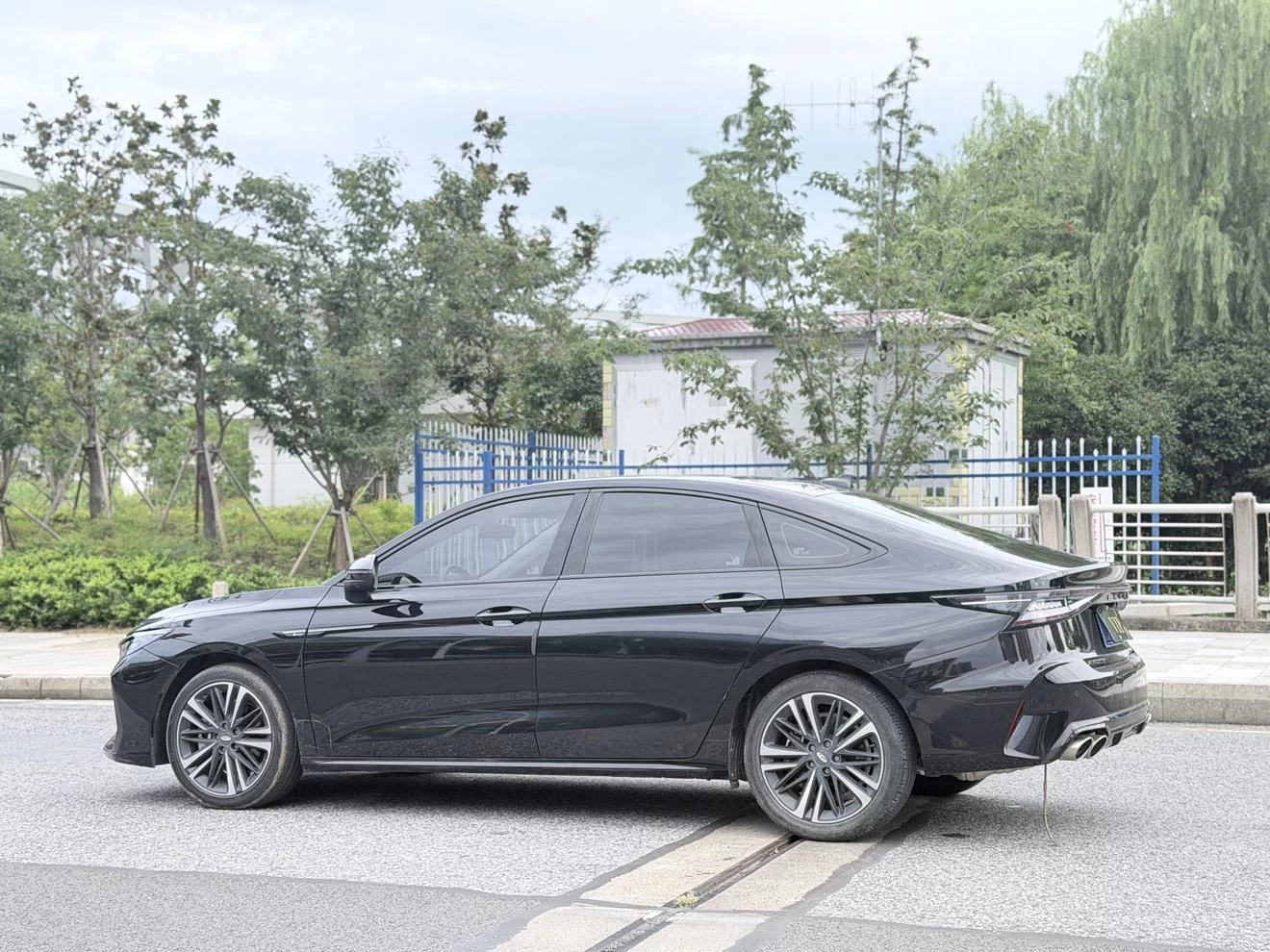 Chery Arrizo 8