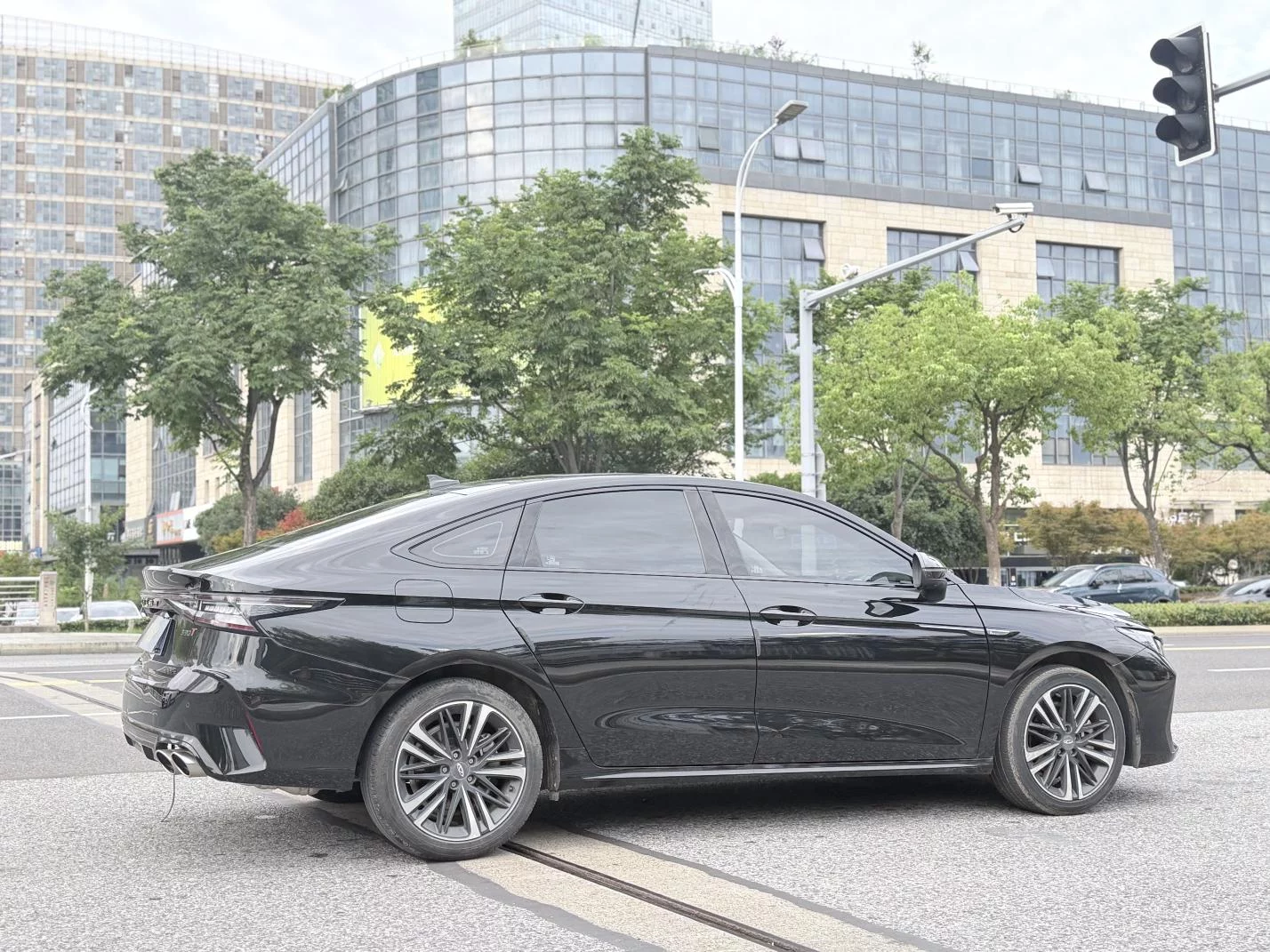Chery Arrizo 8