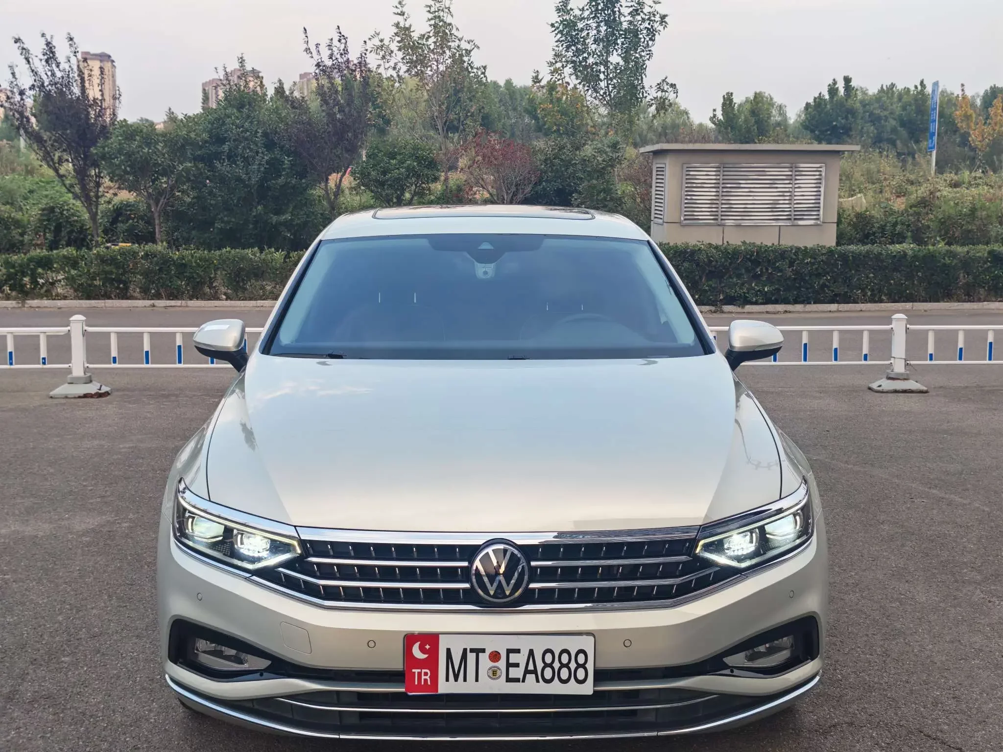 Volkswagen Magotan