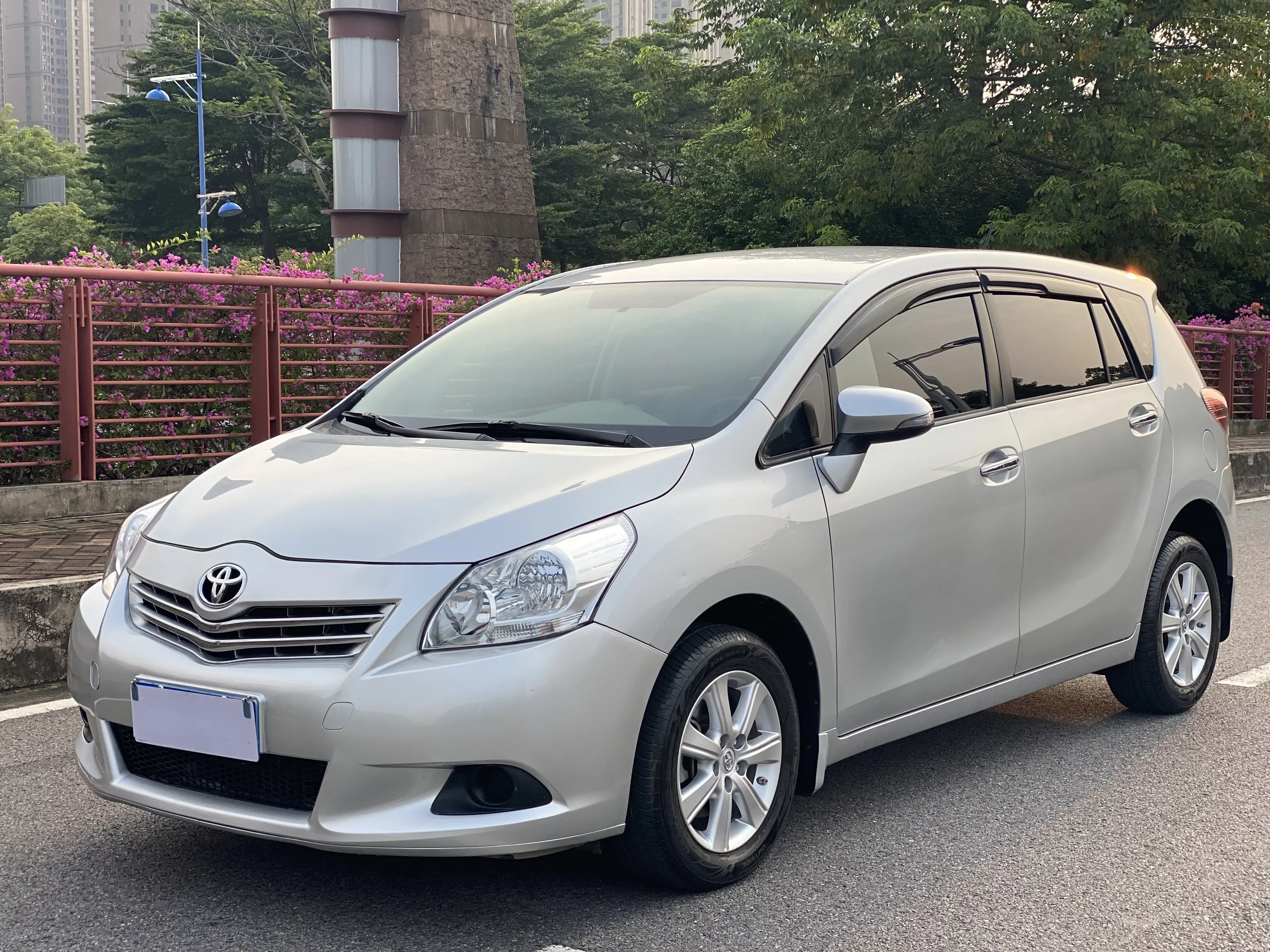Toyota Verso / EZ