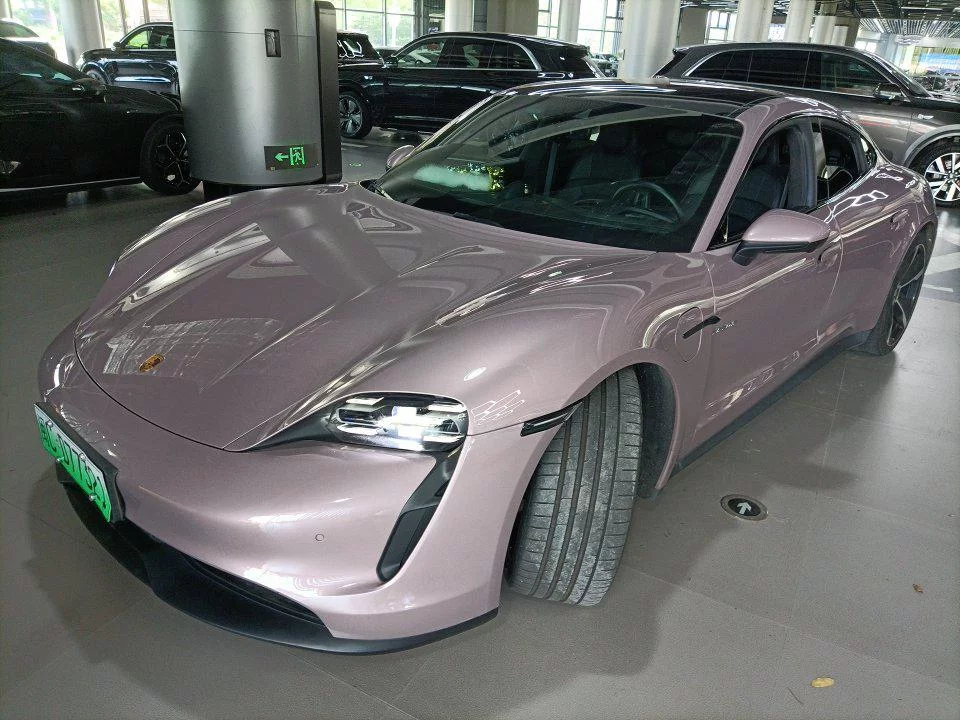 Porsche Taycan