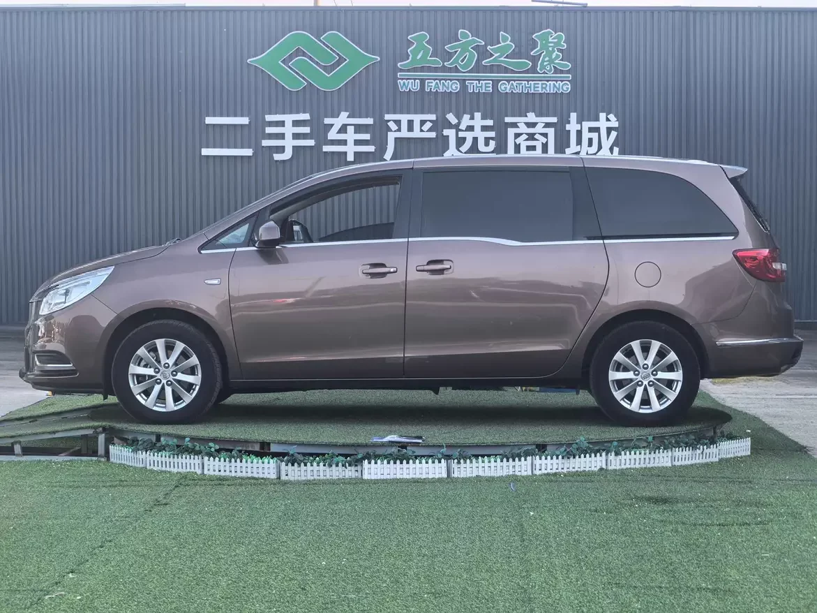 Buick GL8