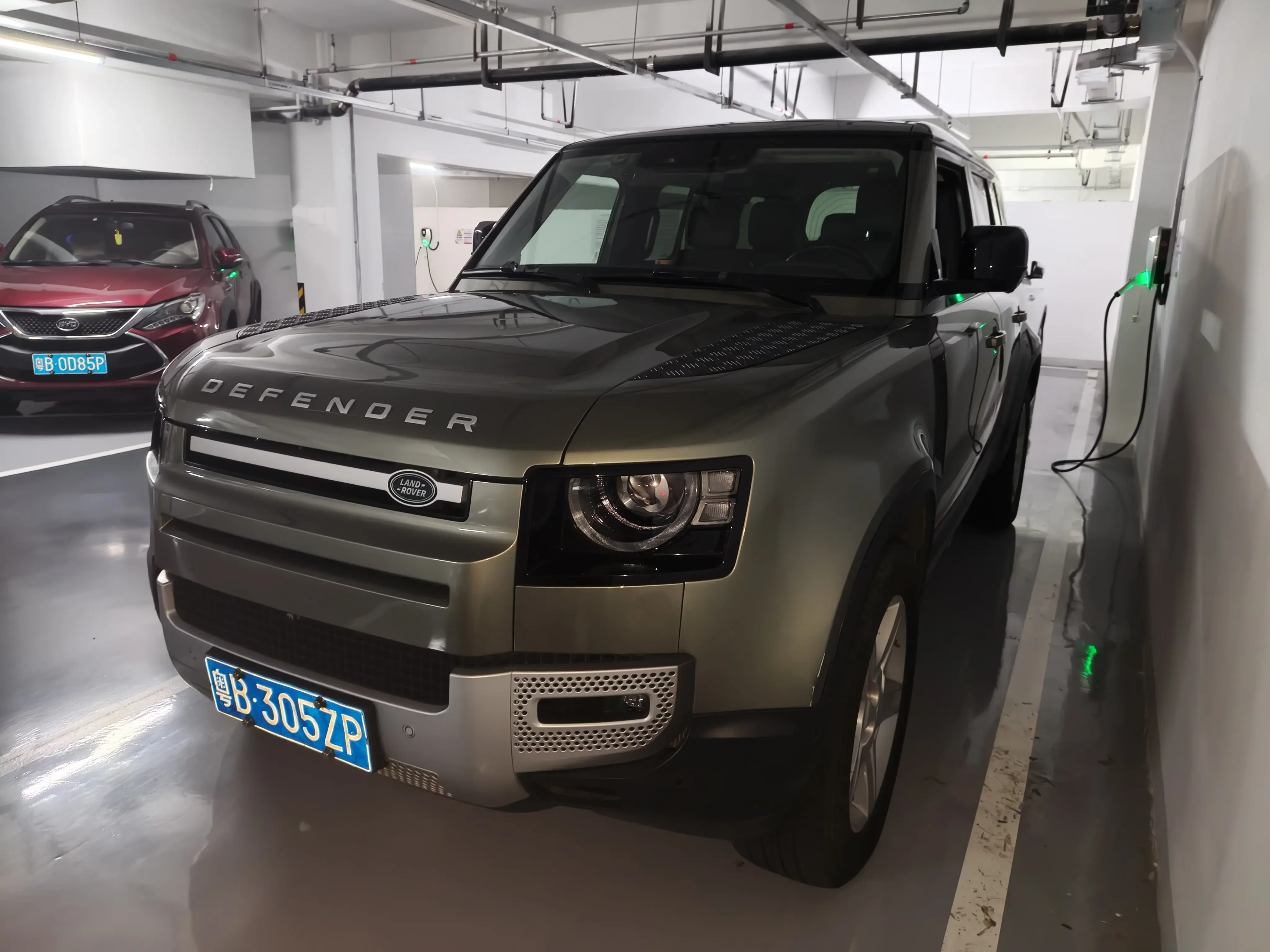 Land Rover Defender