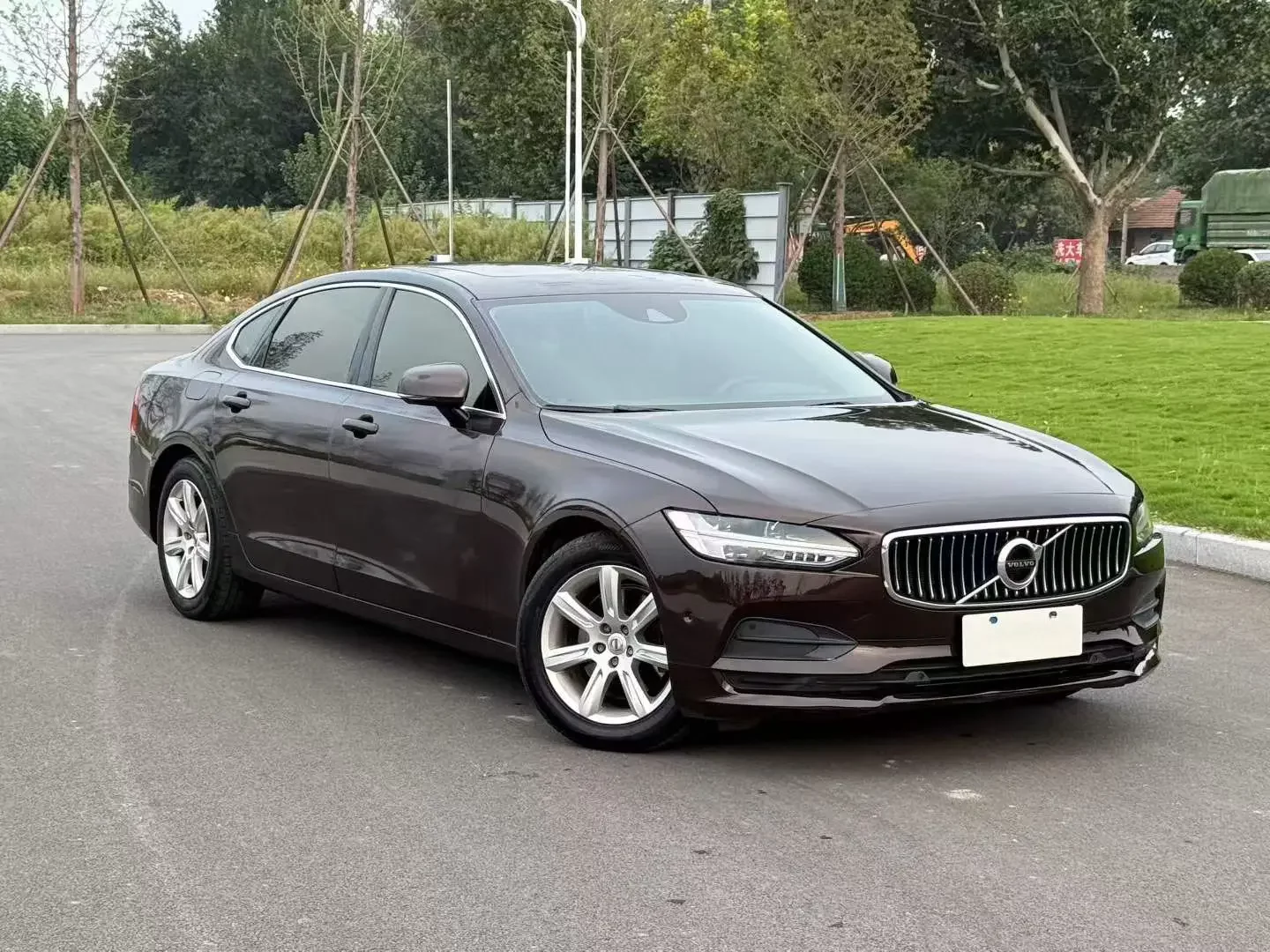 Volvo S90
