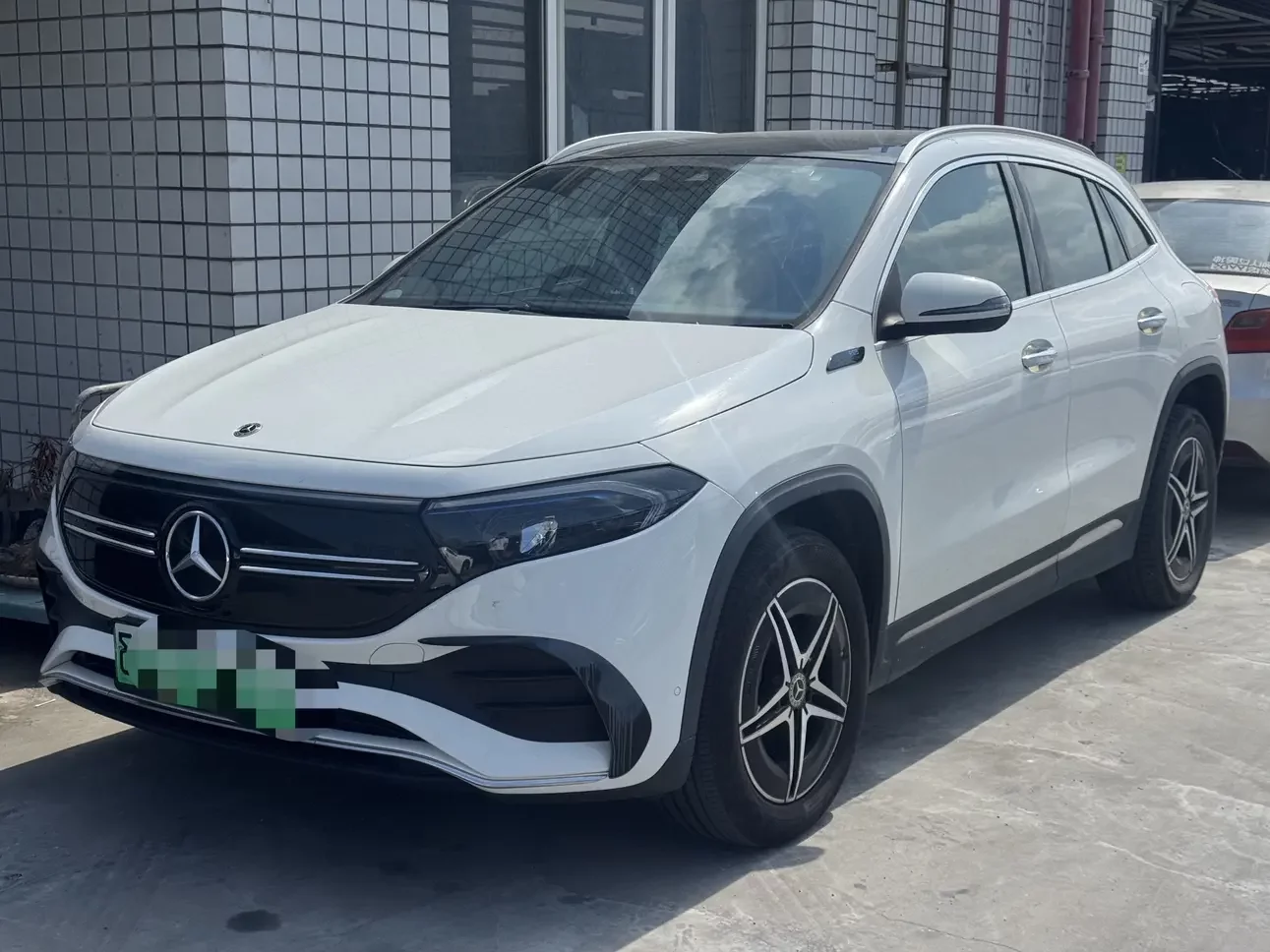 Mercedes-Benz EQA