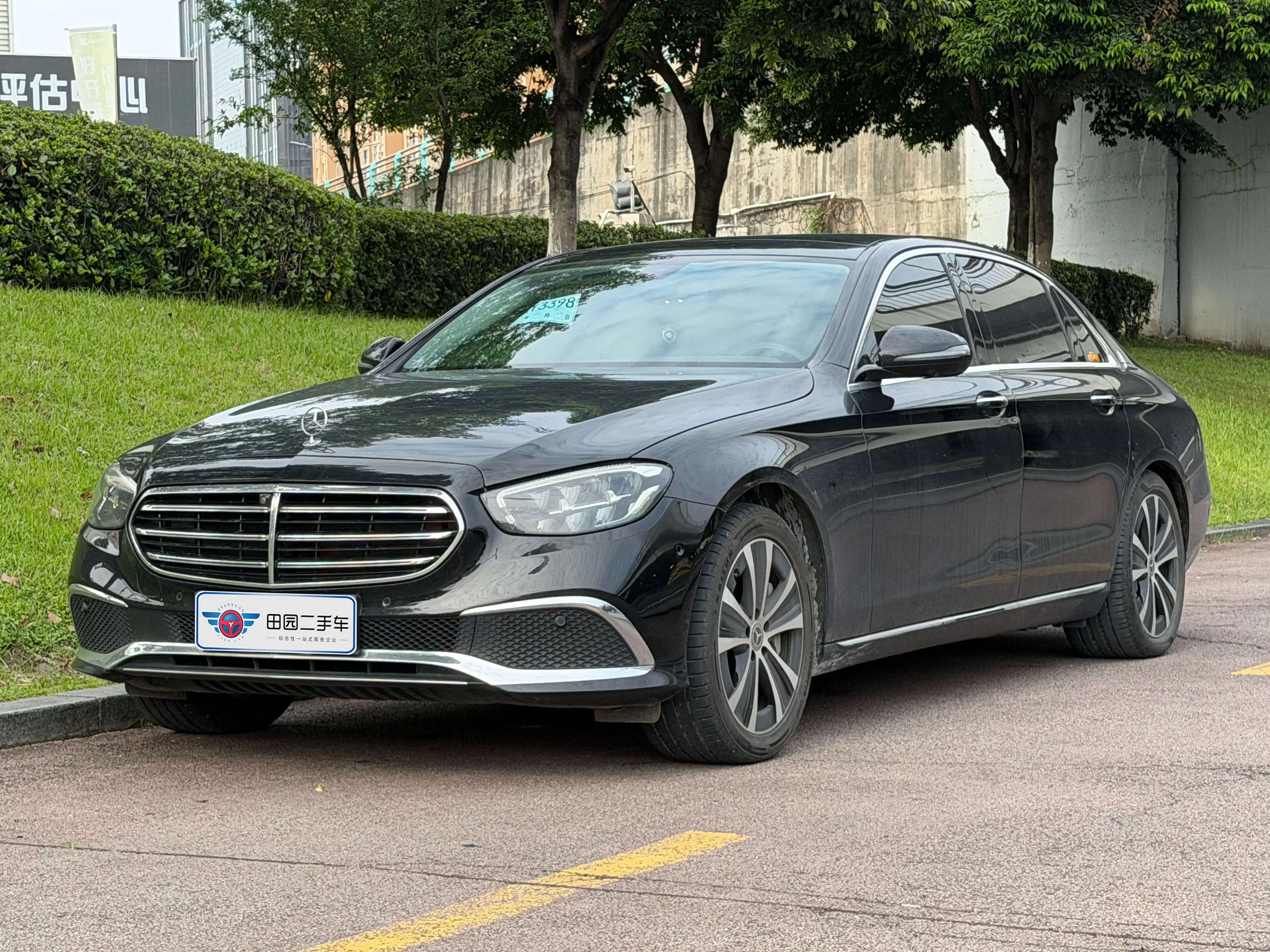 Mercedes-Benz E-Class PHEV
