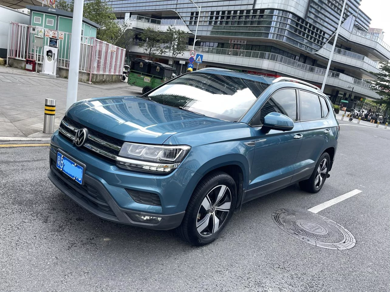 Volkswagen Tharu
