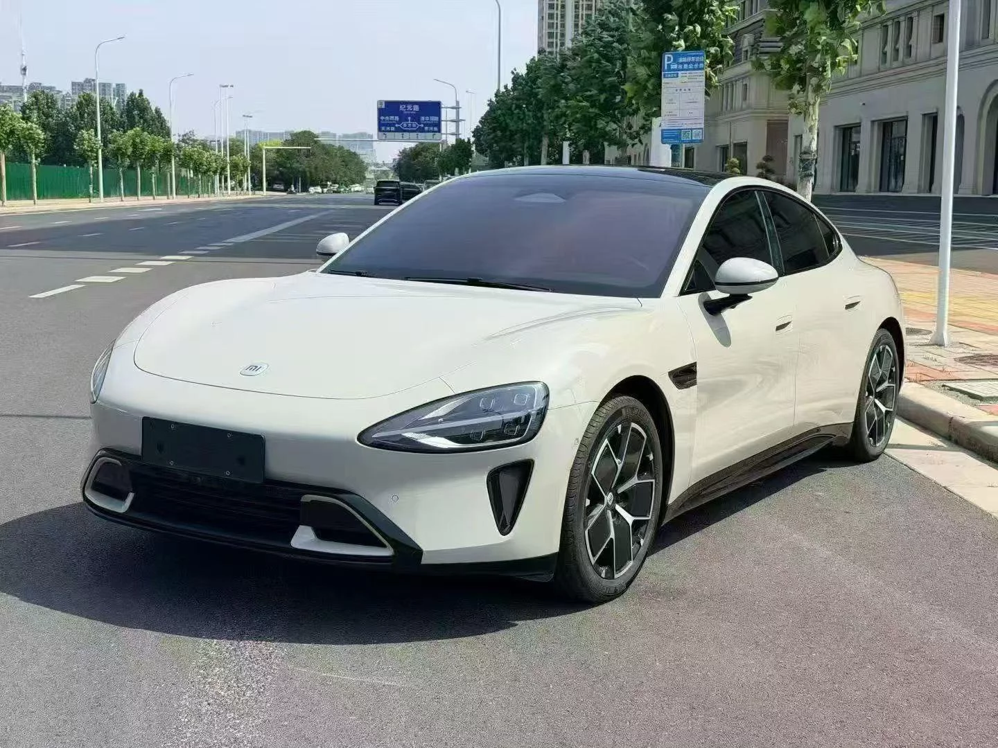 Xiaomi SU7