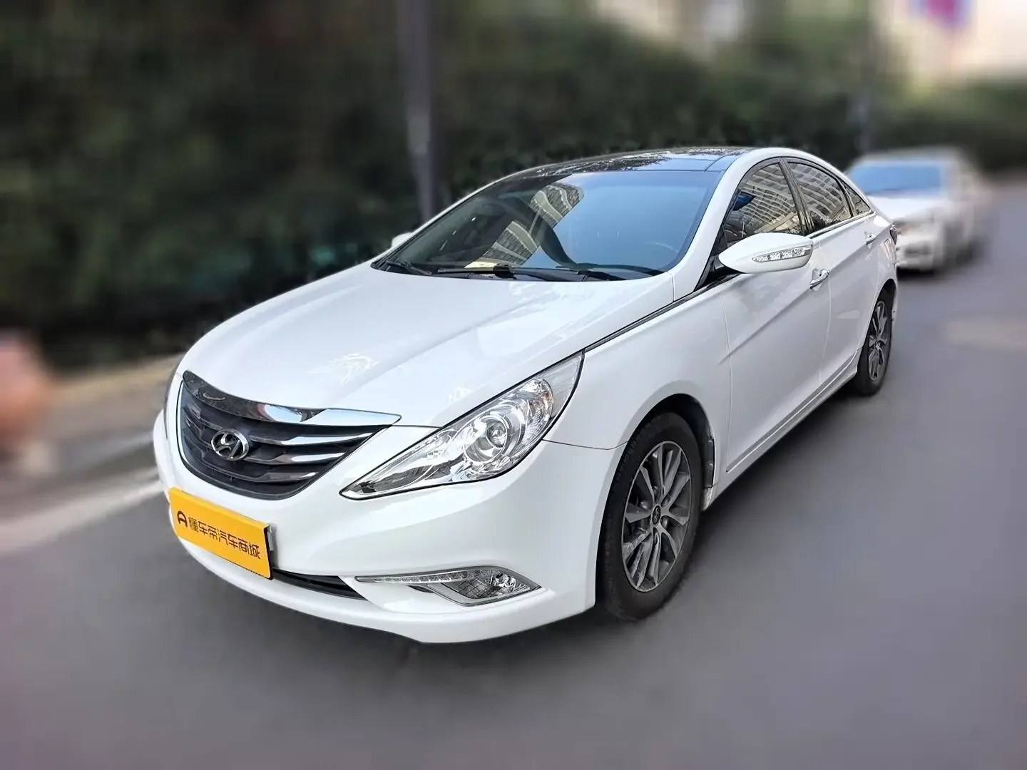 Hyundai sonata eight