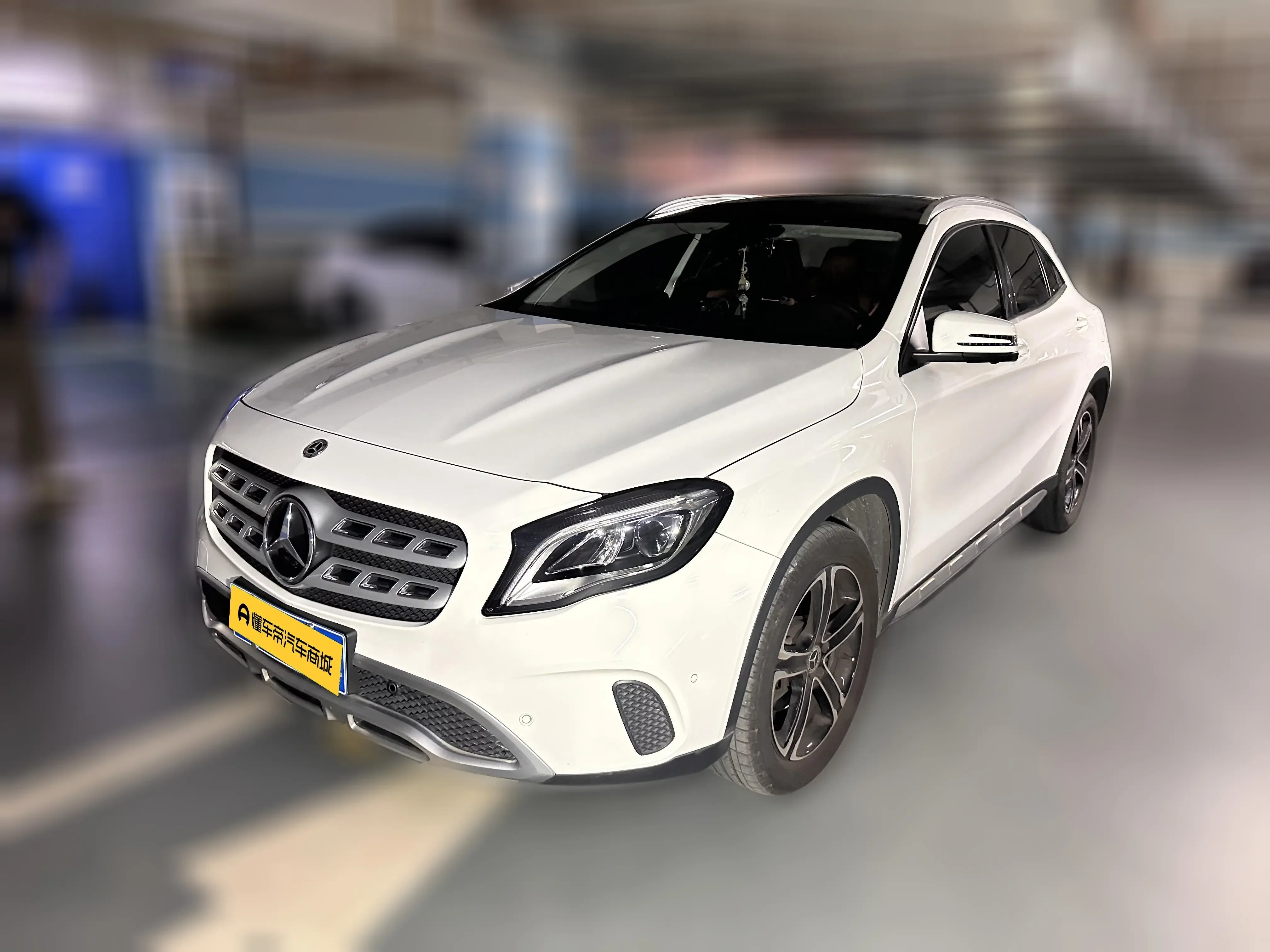 Mercedes-Benz GLA