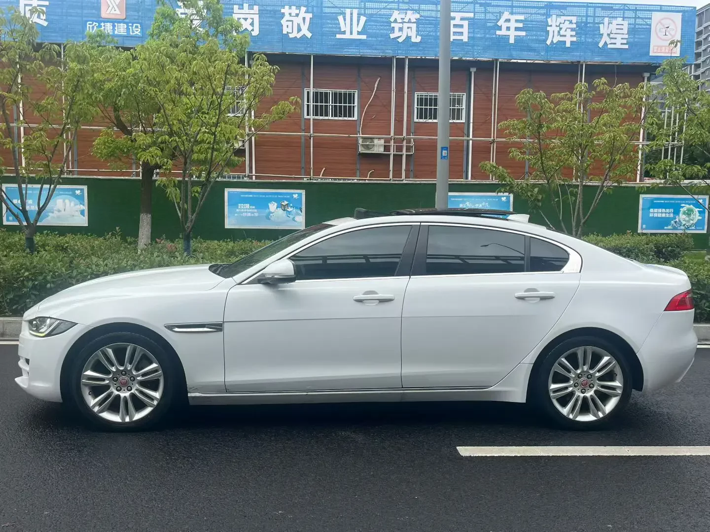 Jaguar XEL