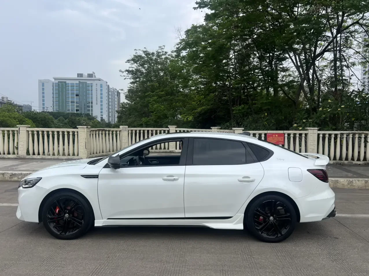 MG 6