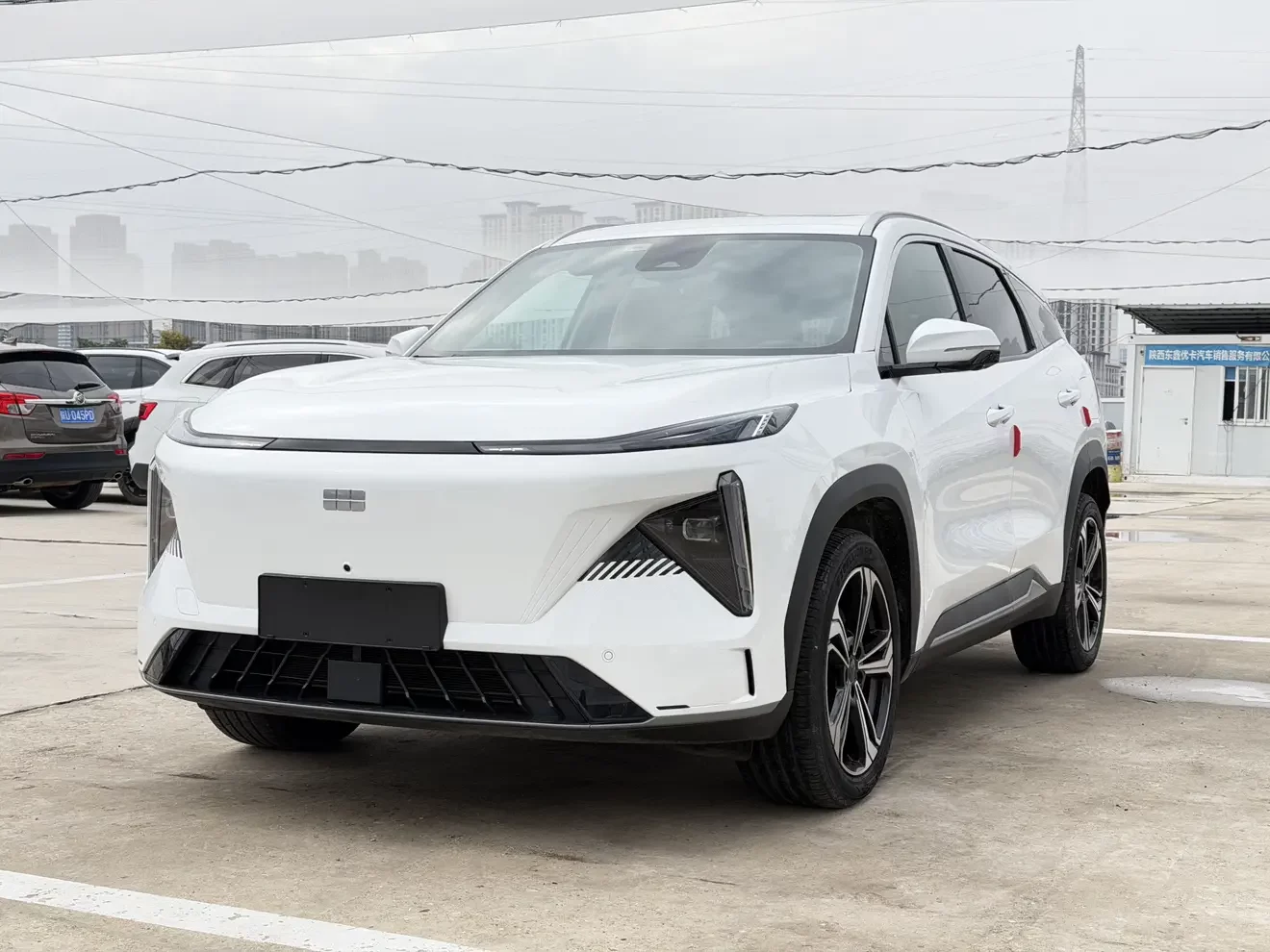 Geely Galaxy L7