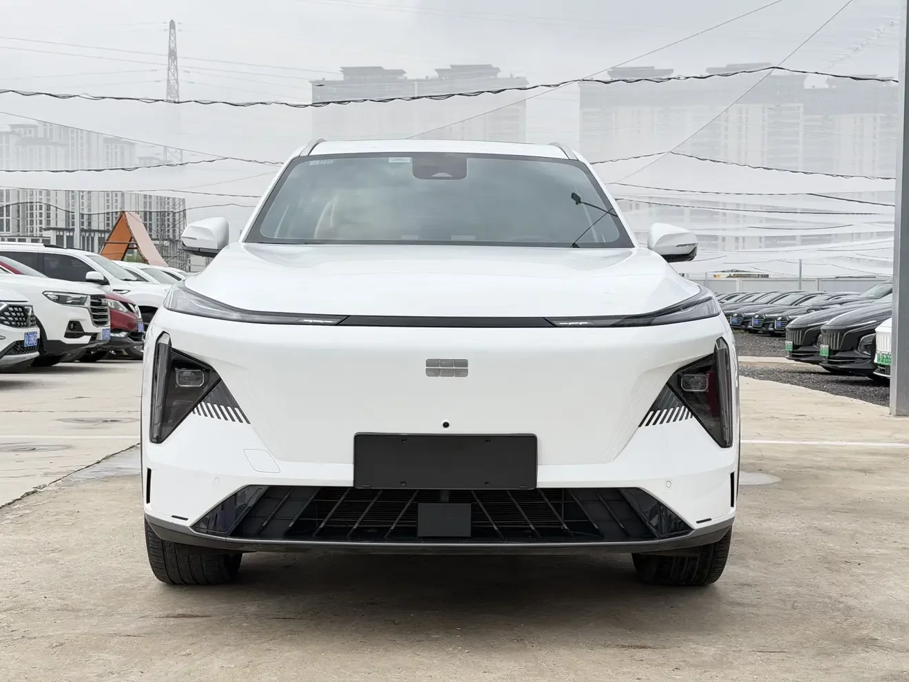 Geely Galaxy L7