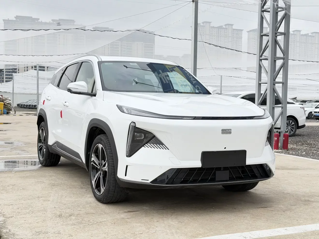 Geely Galaxy L7