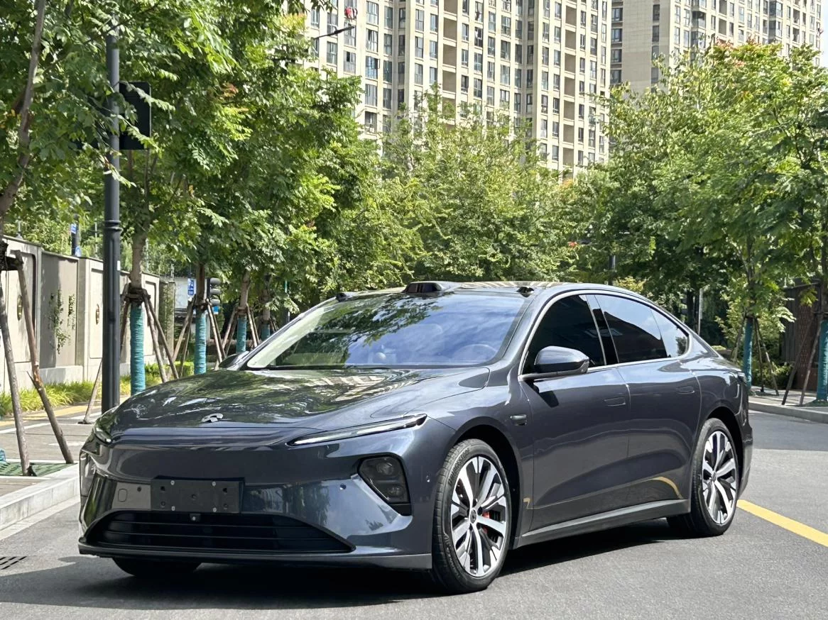 NIO ET7