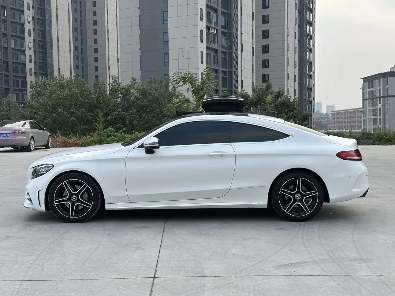 Mercedes-Benz C-Class