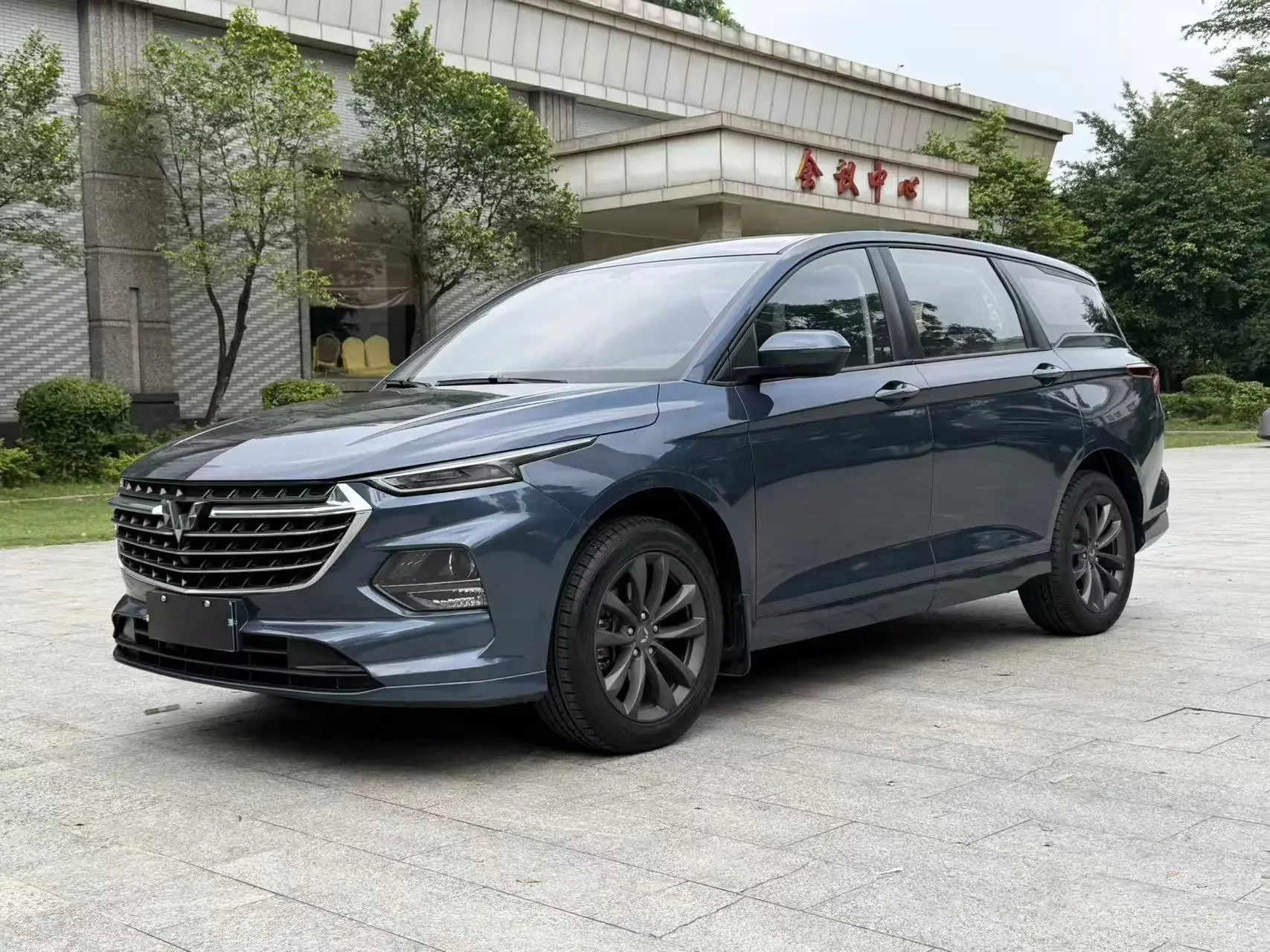 Wuling Capgemini Victory