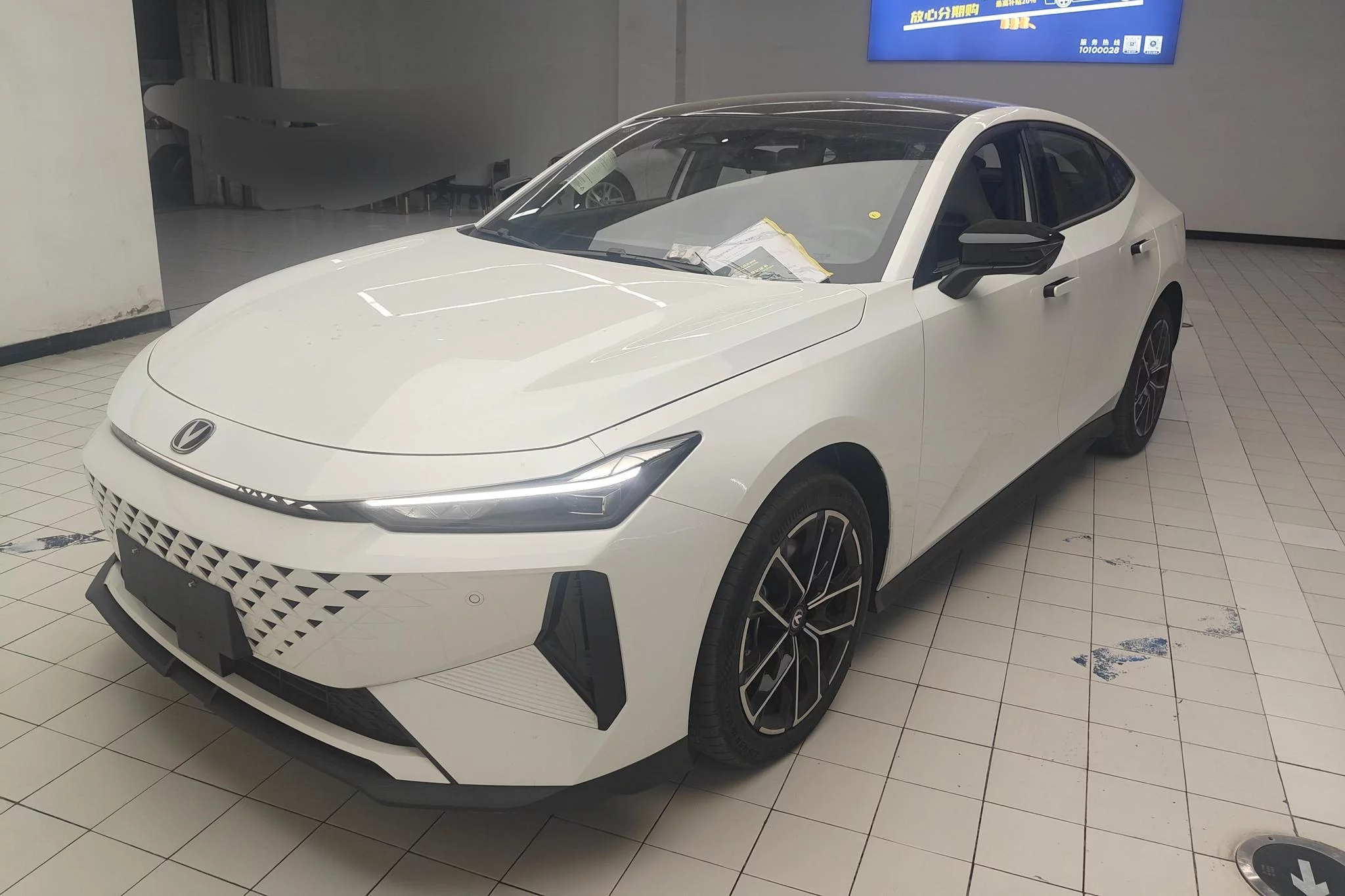Changan UNI-V