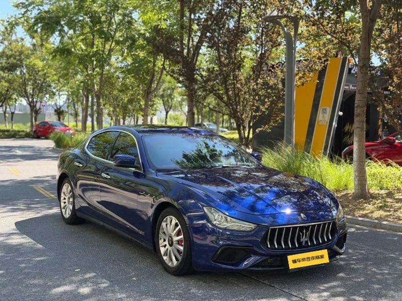 Maserati Ghibli