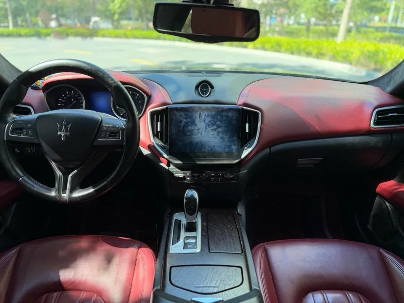 Maserati Ghibli