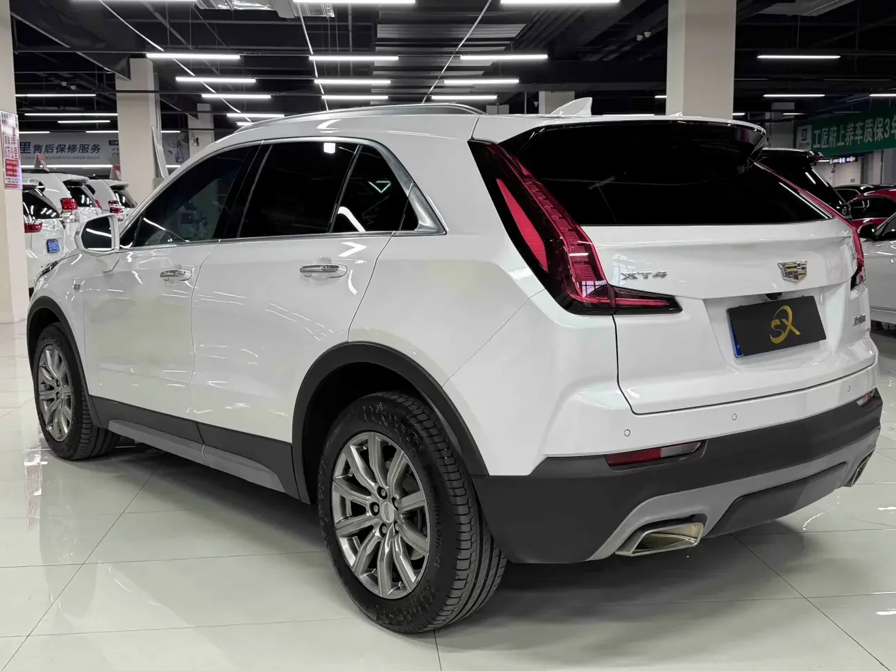 Cadillac XT4