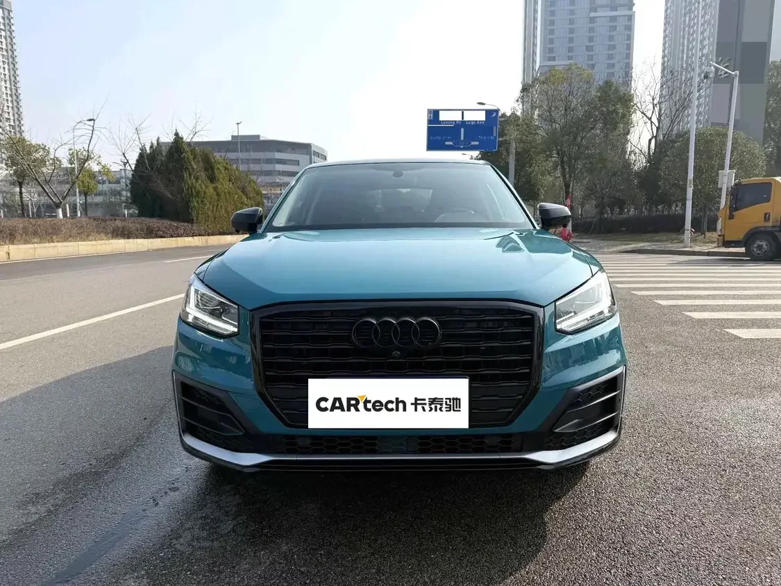 Audi Q2L
