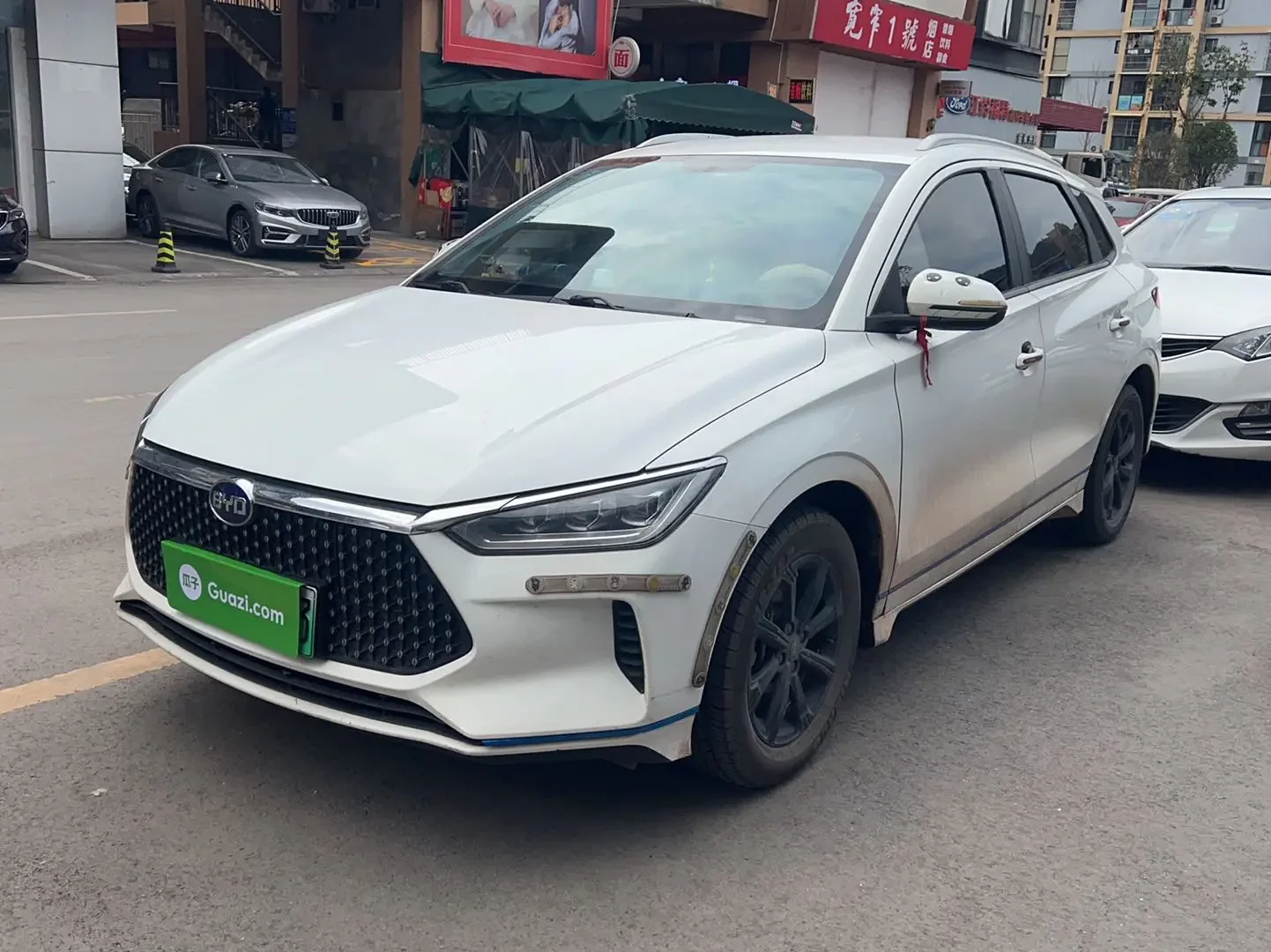 BYD e2