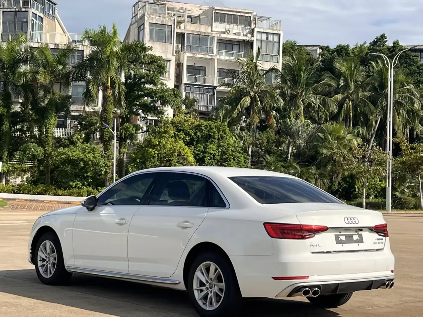 Audi A4L