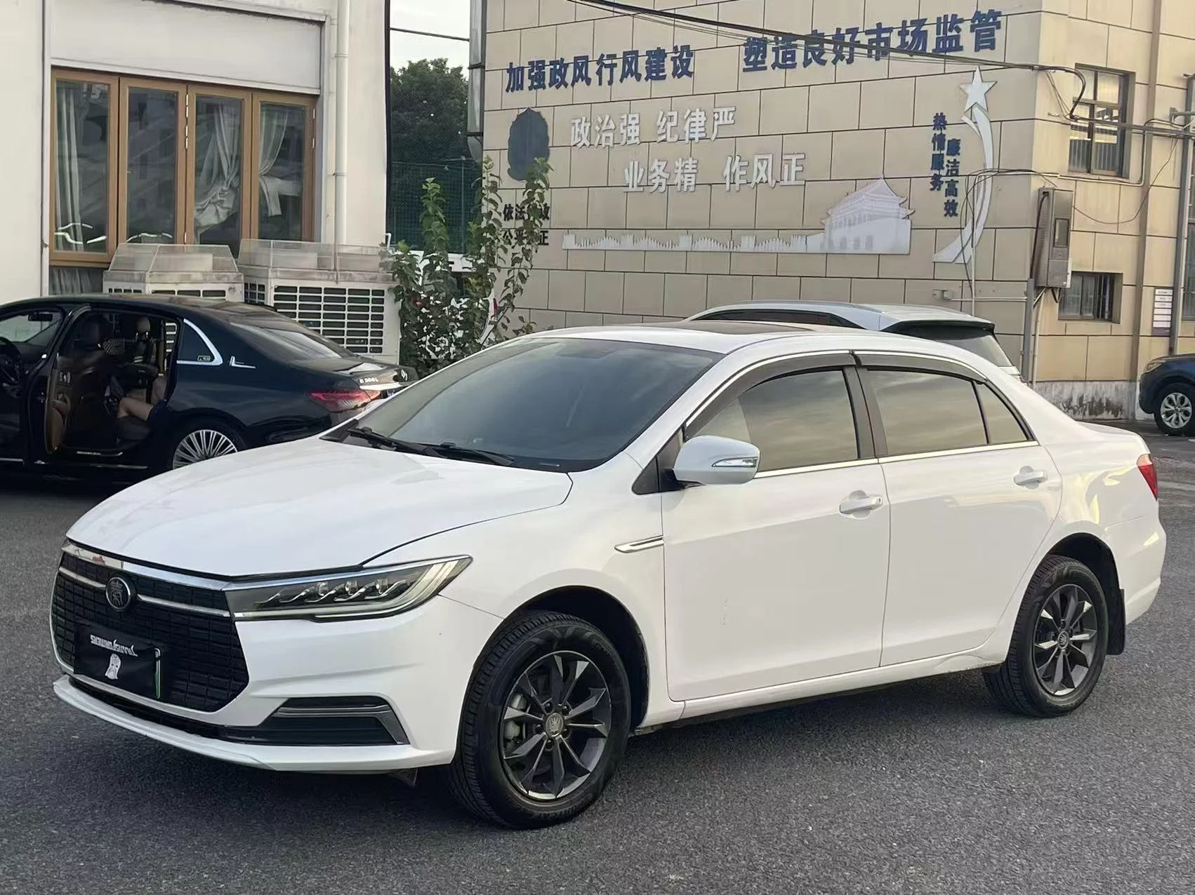 BYD QinEV