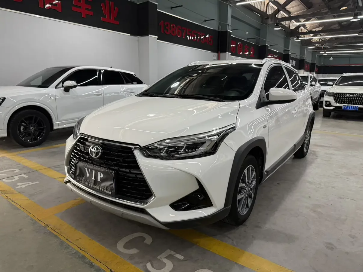 TOYOTA YARIS L