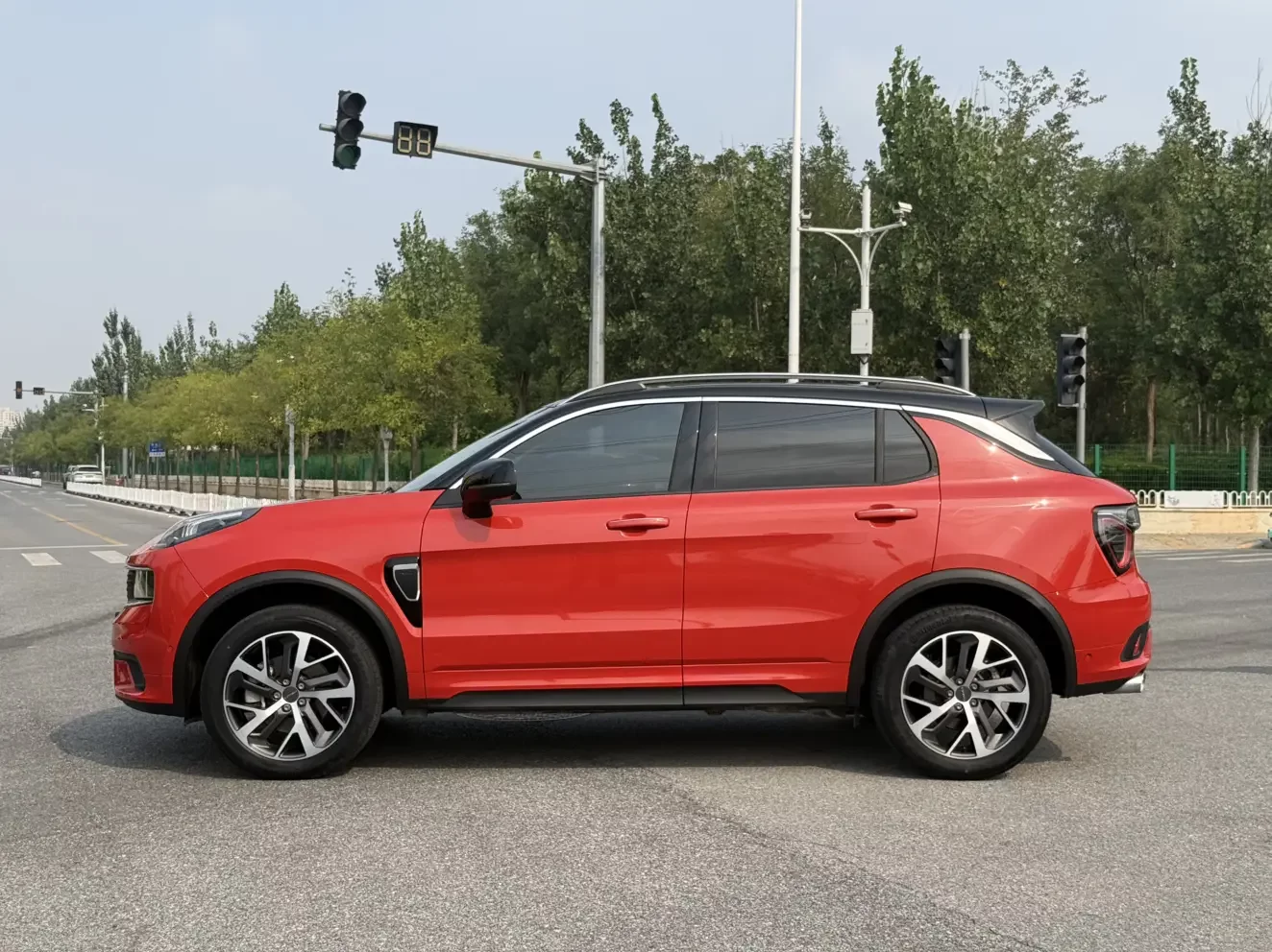 Lynk & Co 01