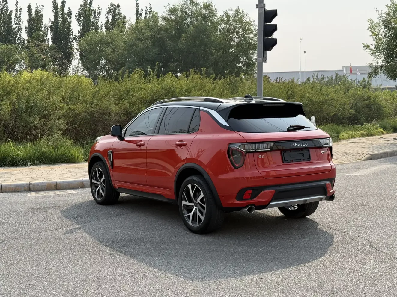 Lynk & Co 01