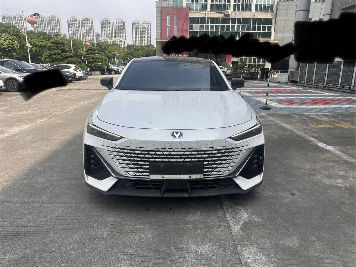 Changan UNI-V