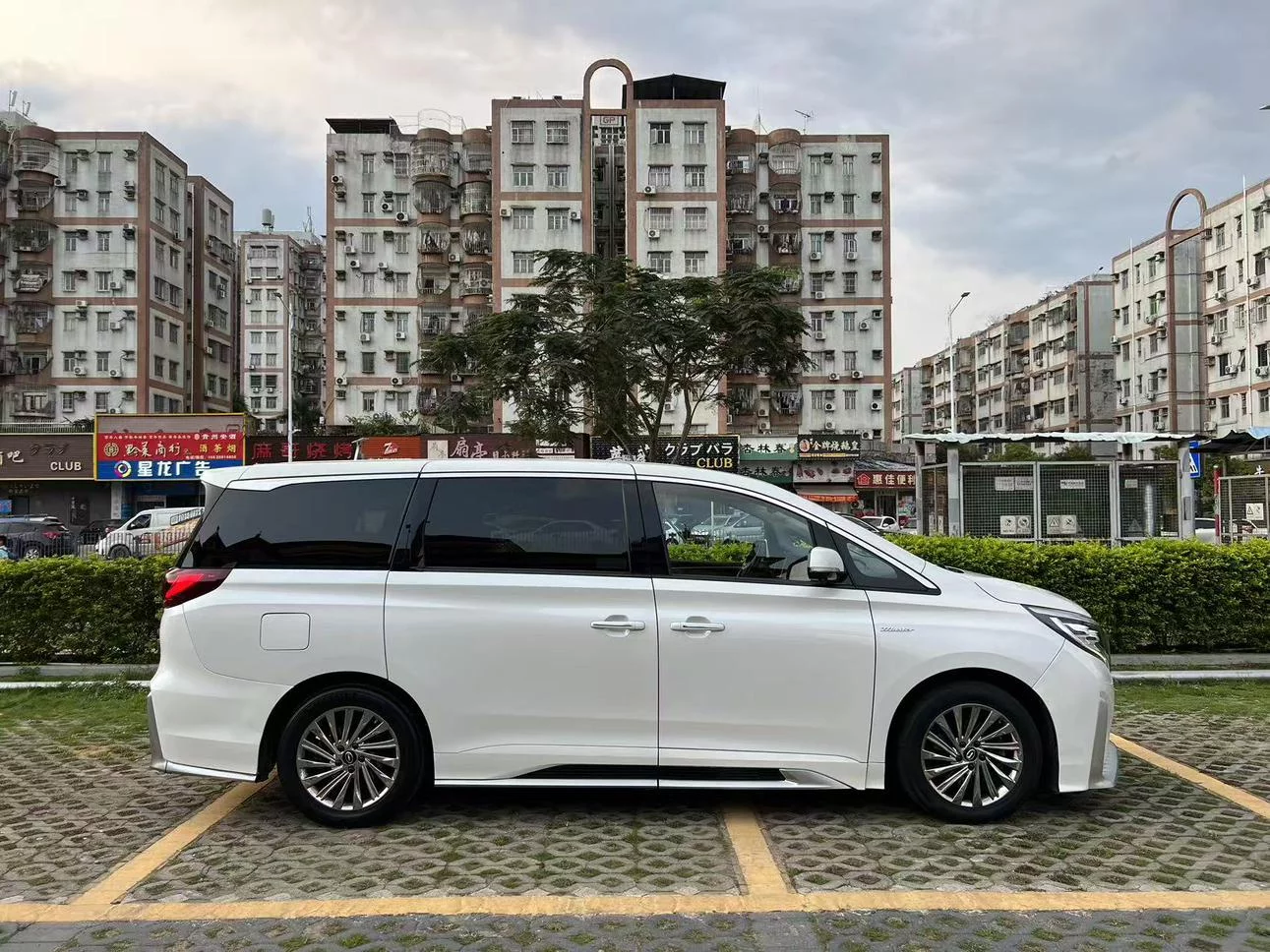 GAC Trumpchi M8